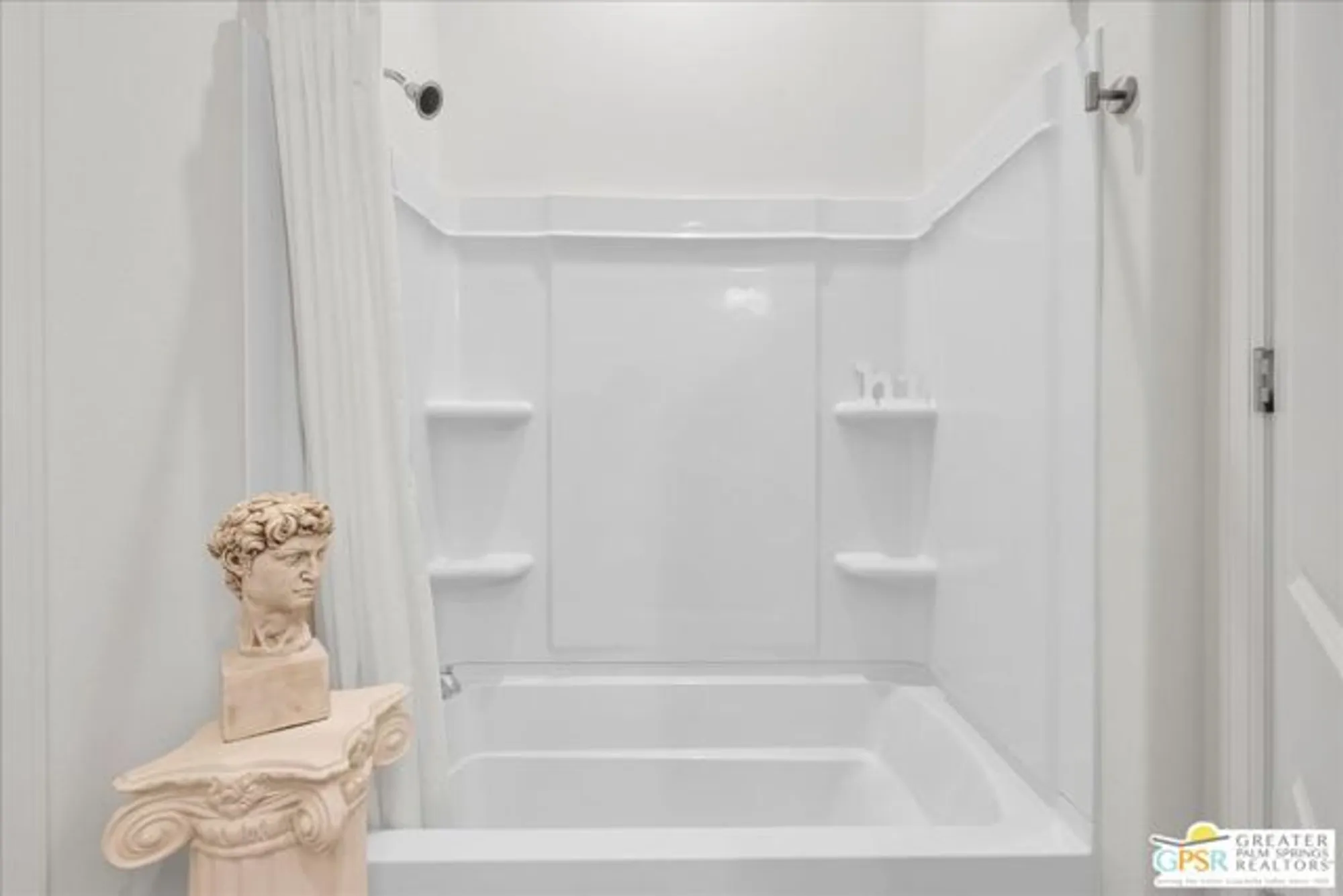 Property Slideshow image 20 of 47 | 77 cabernet, Rancho Mirage, CA, 92270