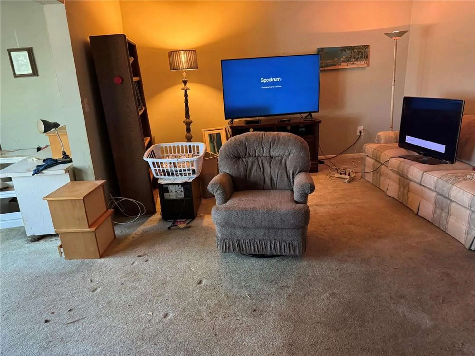 Property Slideshow image 10 of 10 | 5530 80th st n unit d307, St Petersburg, FL, 33709