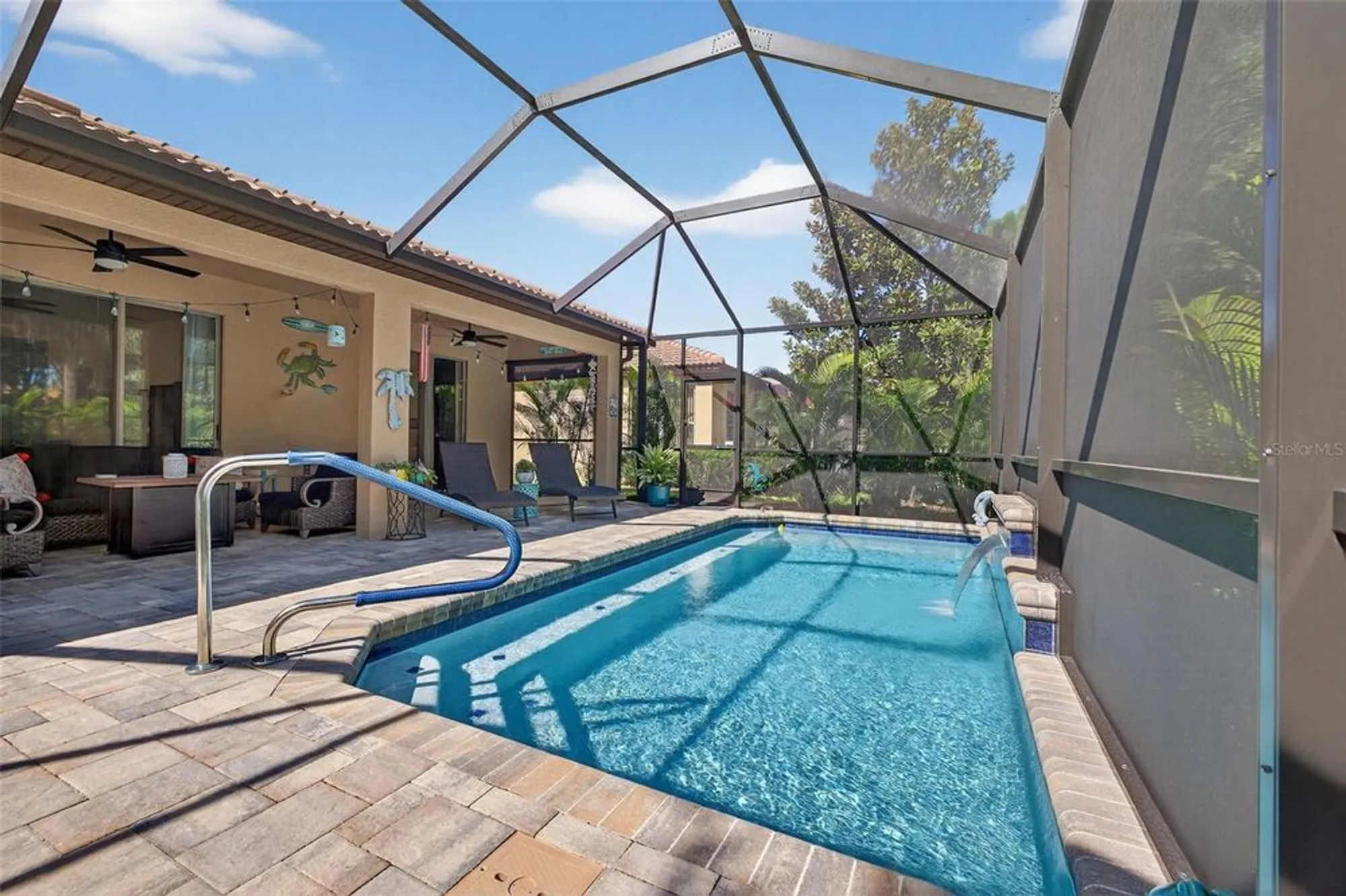 Property Slideshow image 37 of 55 | 359 laurel falls dr, Apollo Beach, FL, 33572