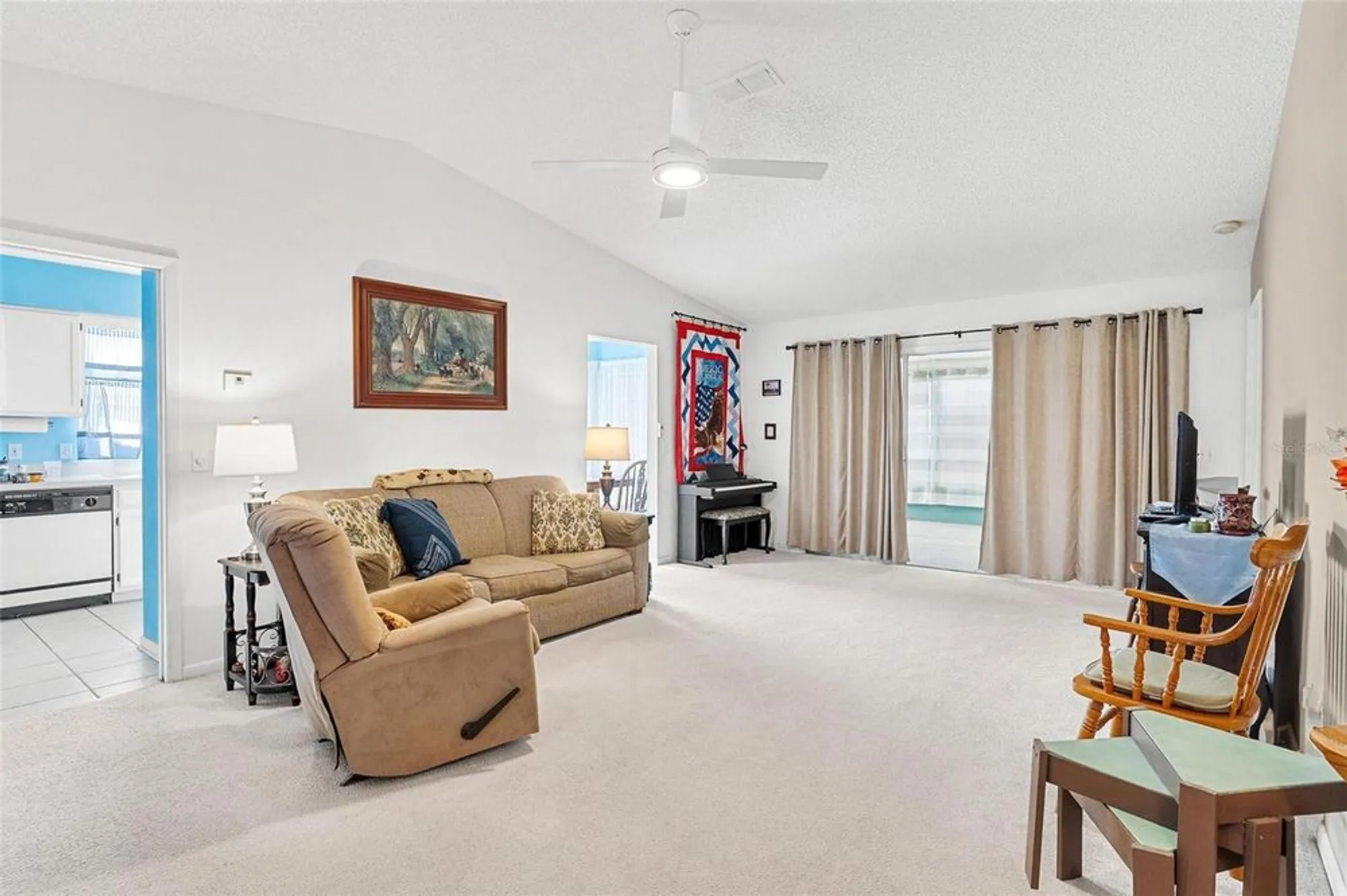 Property Slideshow image 9 of 41 | 32819 timberwood dr, Leesburg, FL, 34748