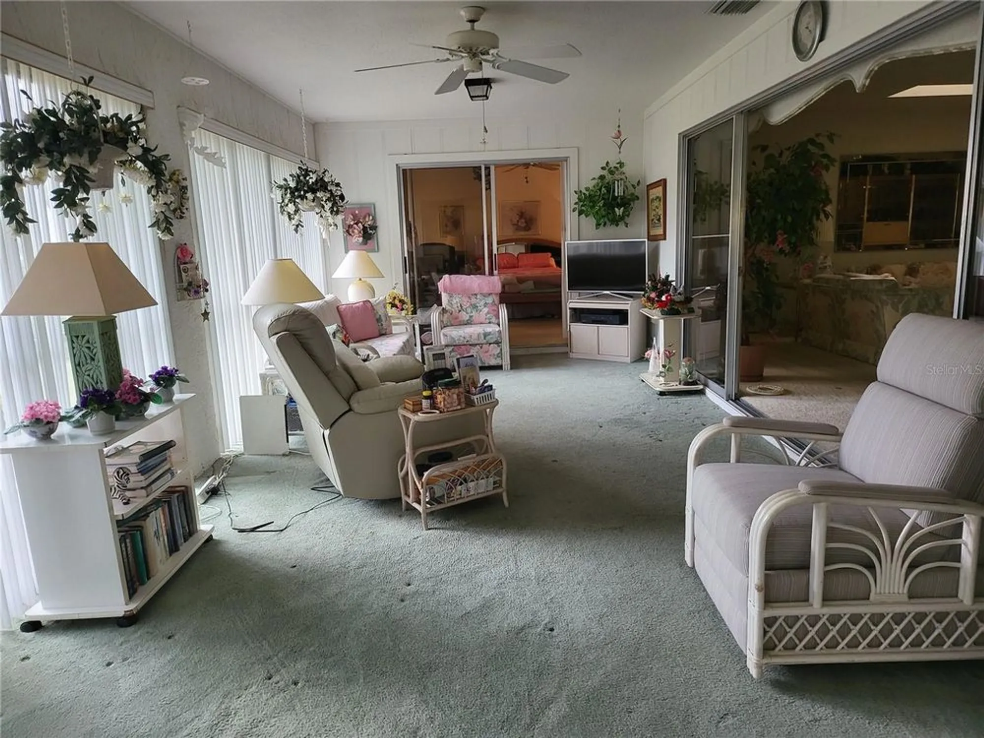 Property Slideshow image 10 of 15 | 2687 royal ridge dr, Spring Hill, FL, 34606