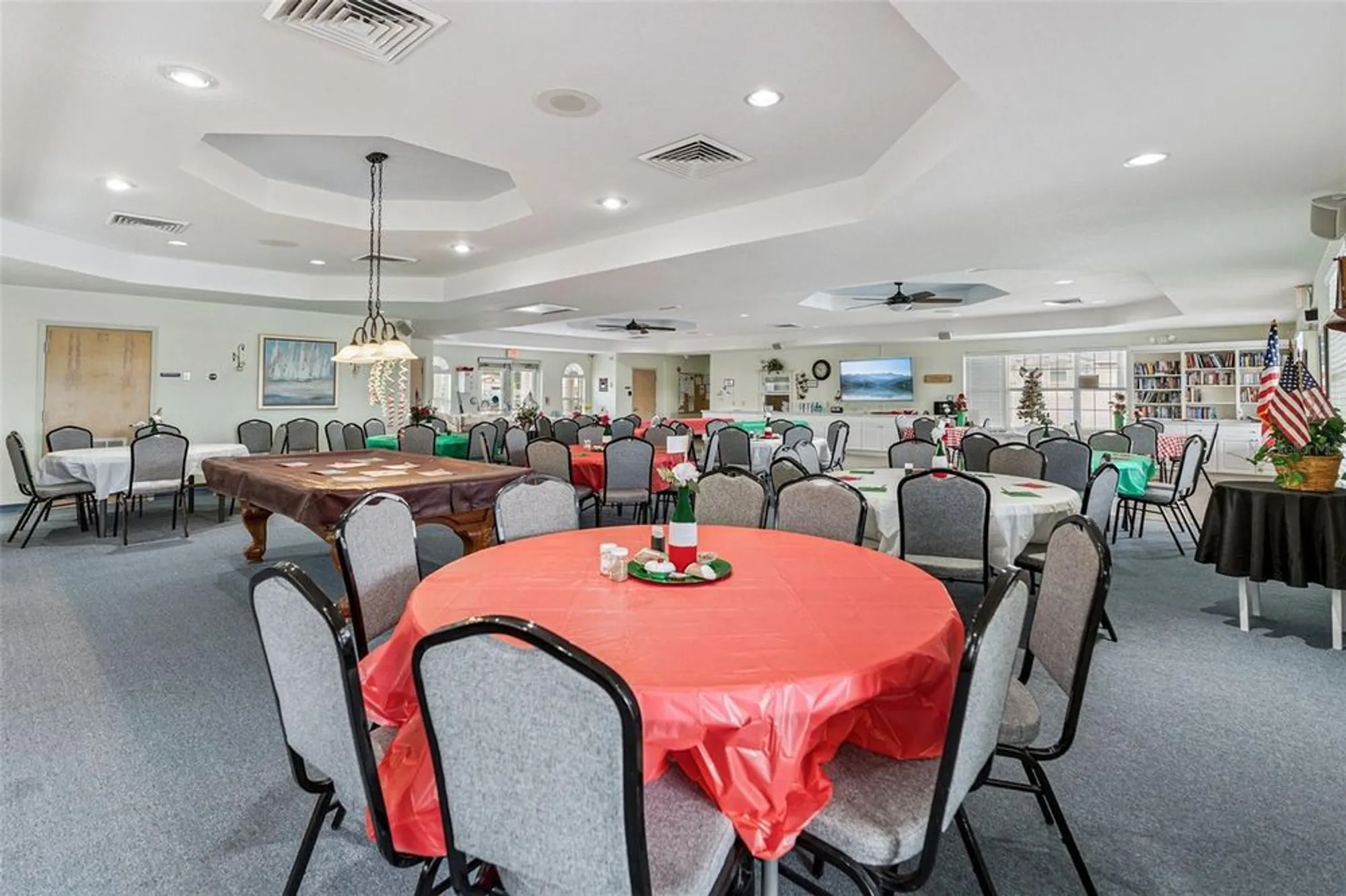 Property Slideshow image 33 of 40 | 400 lake suzanne dr, Lake Wales, FL, 33859