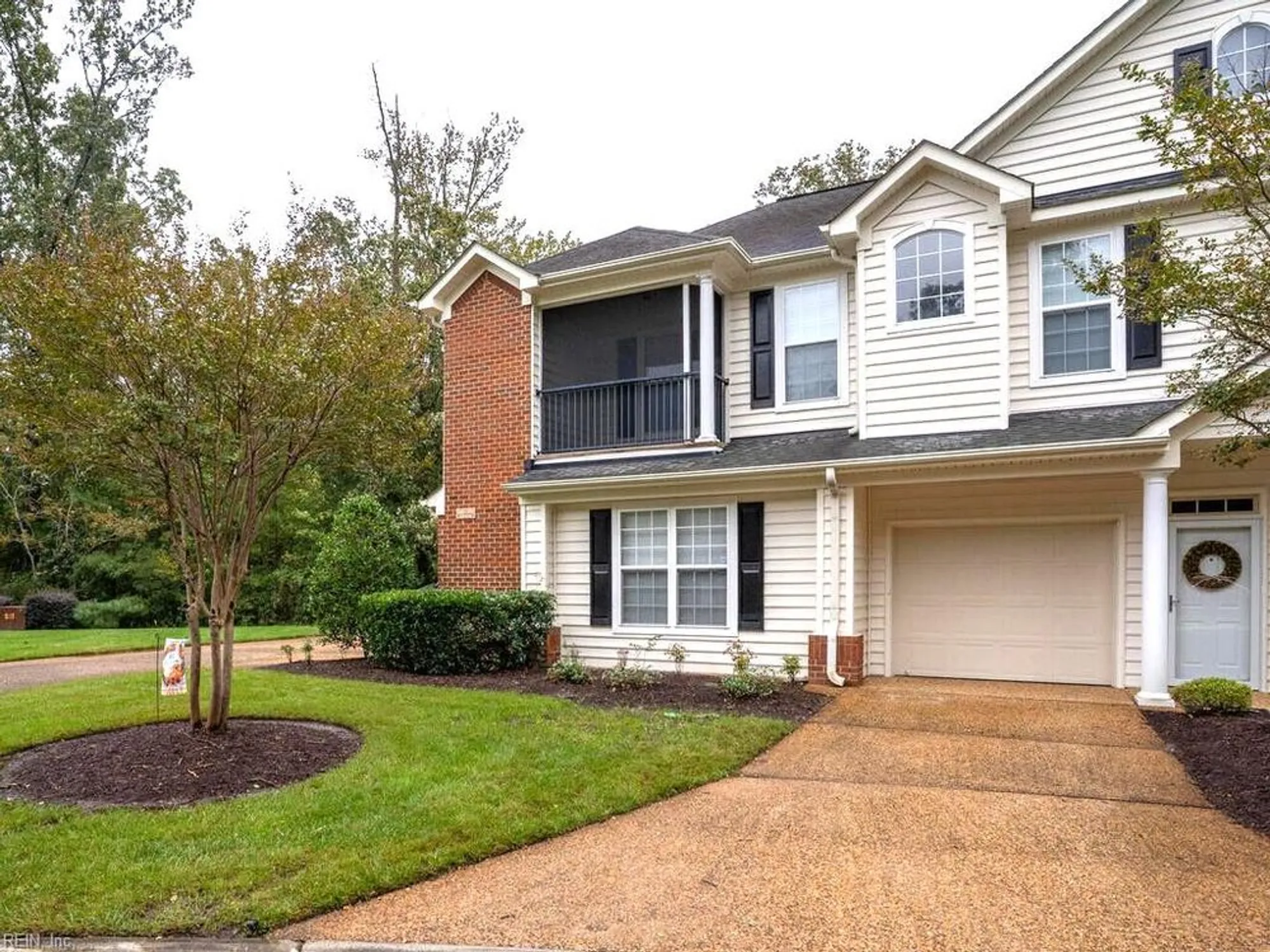 Property Slideshow image 9 of 36 | 2849 majestic oak ct, Virginia Beach, VA, 23456