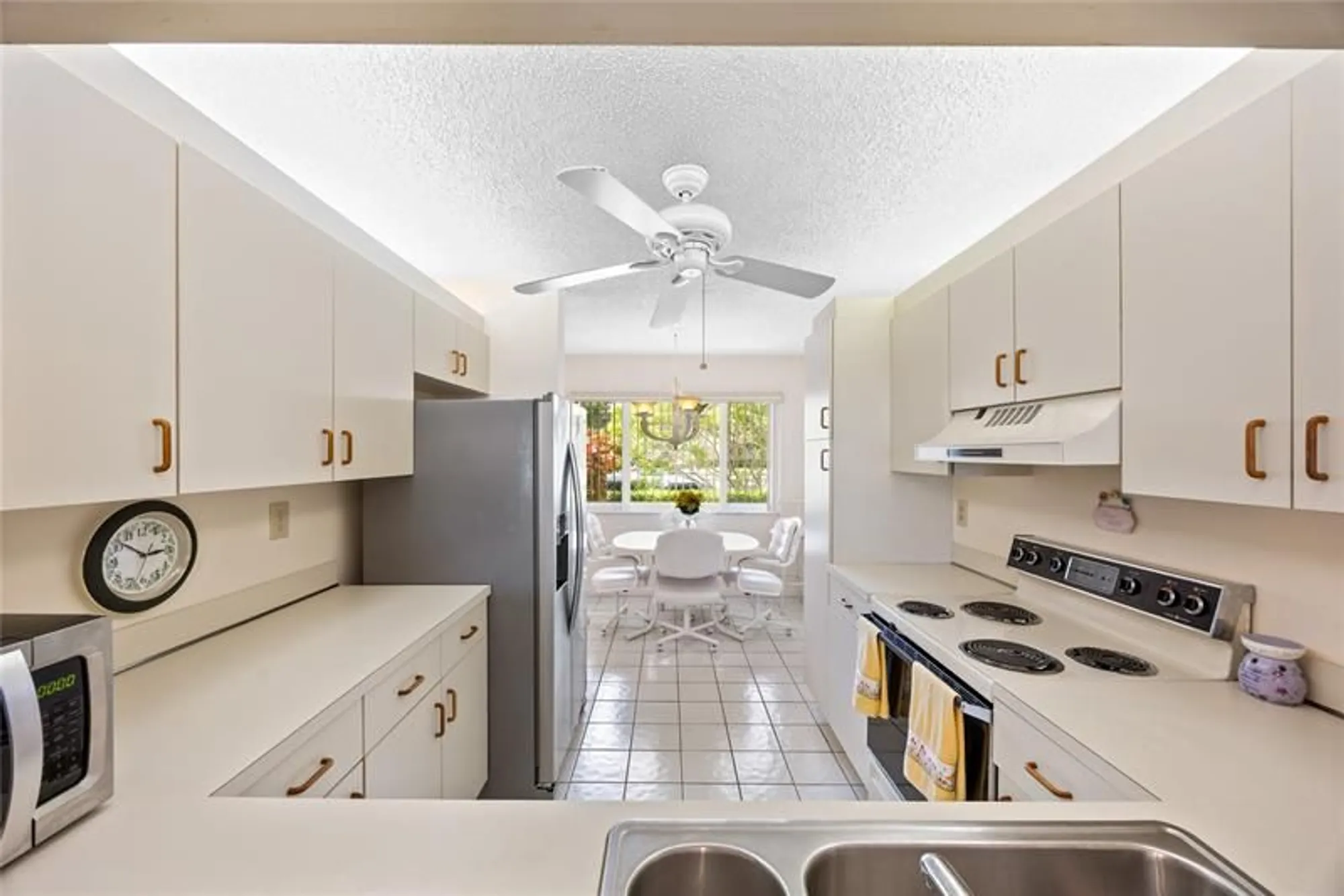 Property Slideshow image 10 of 41 | 7186 s devon dr # 109, Tamarac, FL, 33321