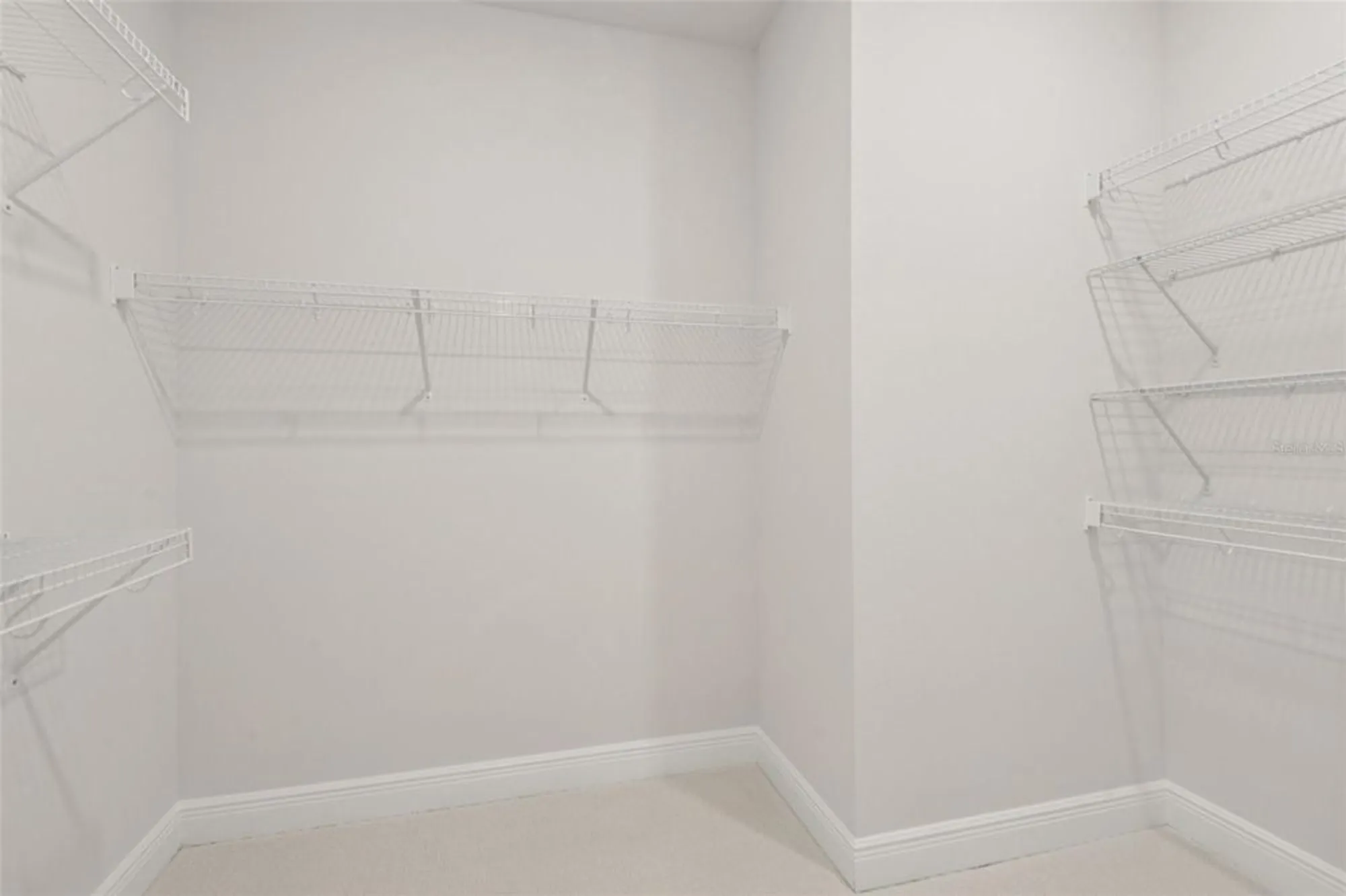 Property Slideshow image 21 of 31 | 13890 kingfisher glen dr, Lithia, FL, 33547