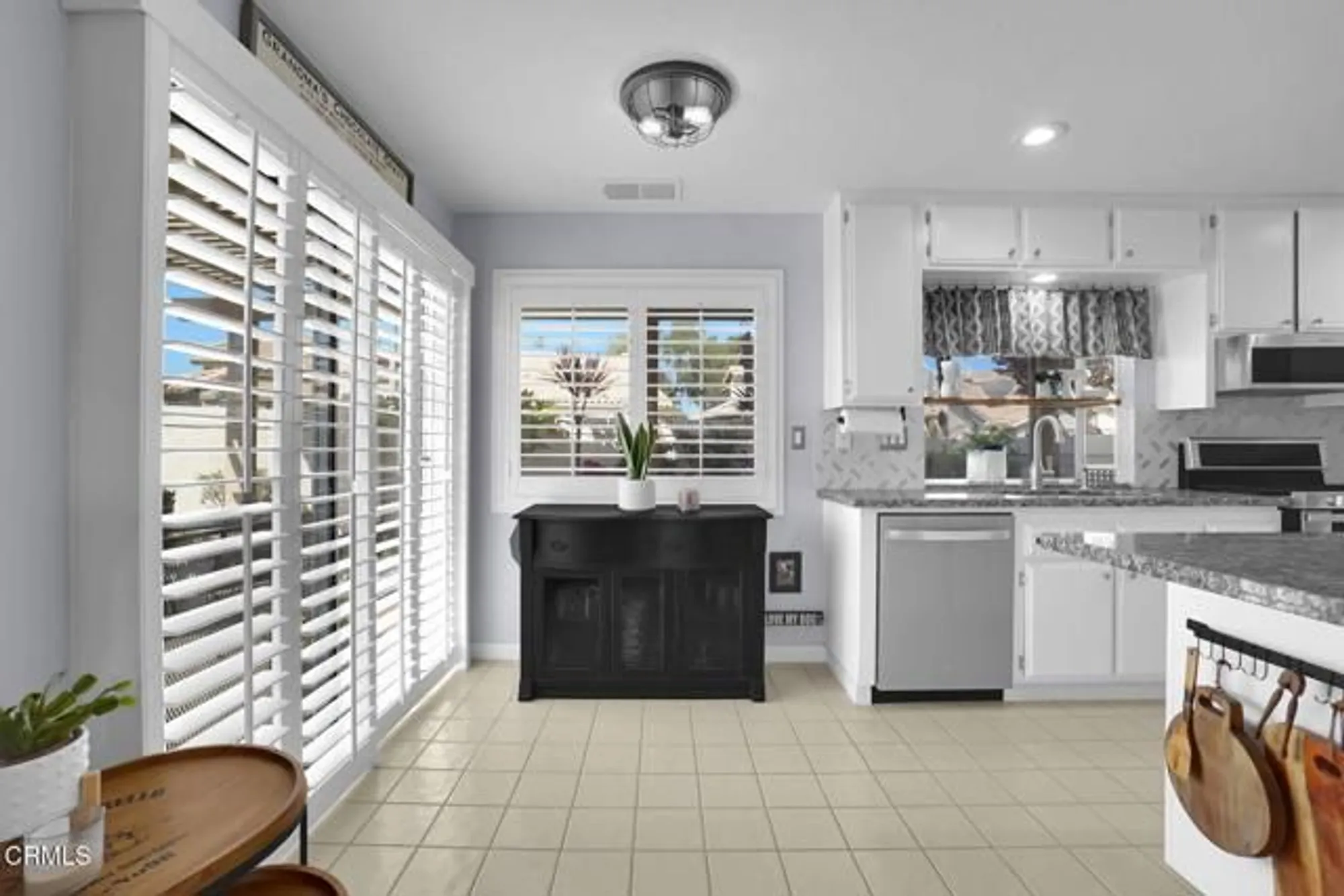 Property Slideshow image 19 of 60 | 885 oakland hills dr, Banning, CA, 92220