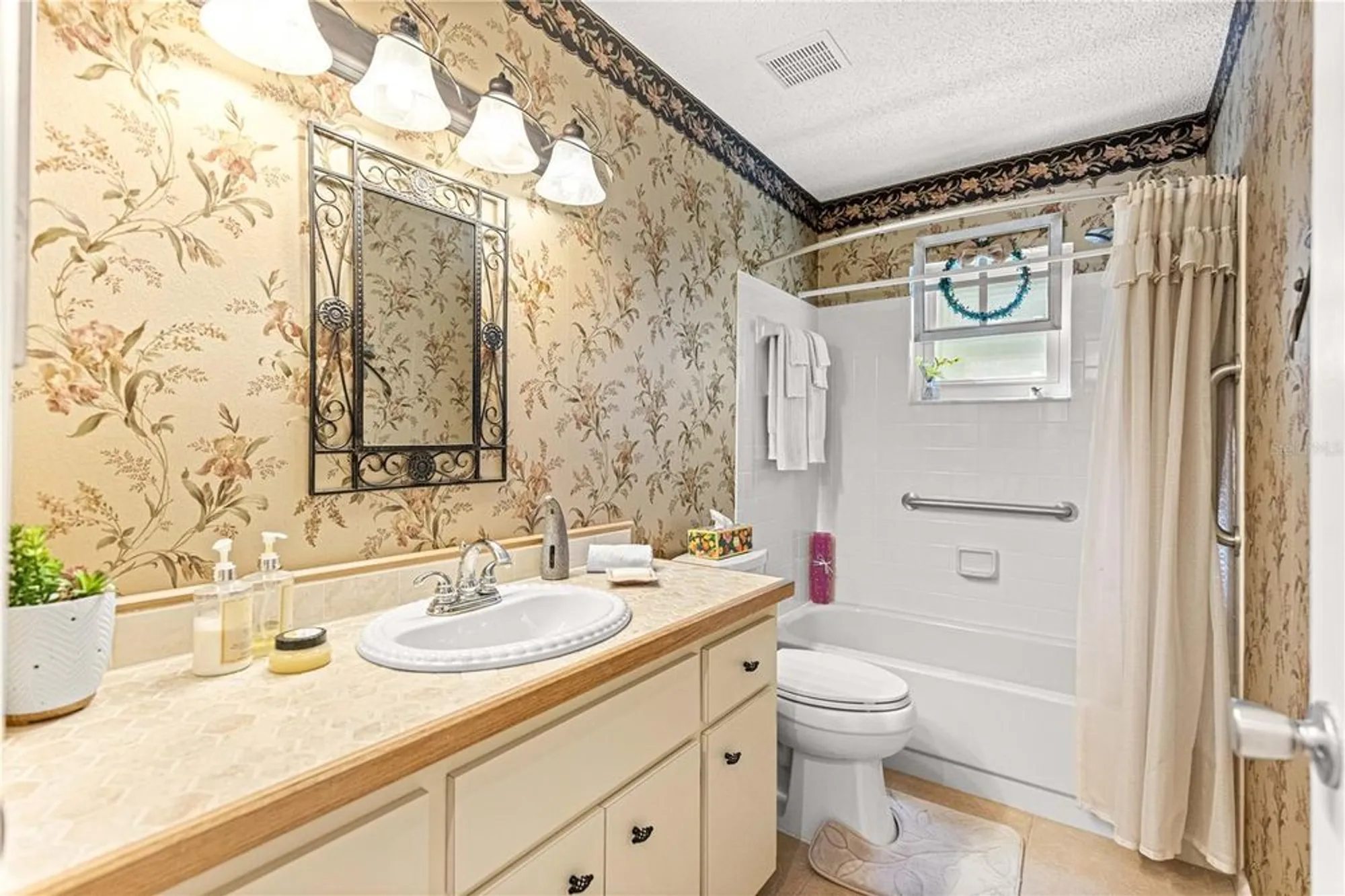 Property Slideshow image 26 of 37 | 8350 sw 93rd ln d, Ocala, FL, 34481