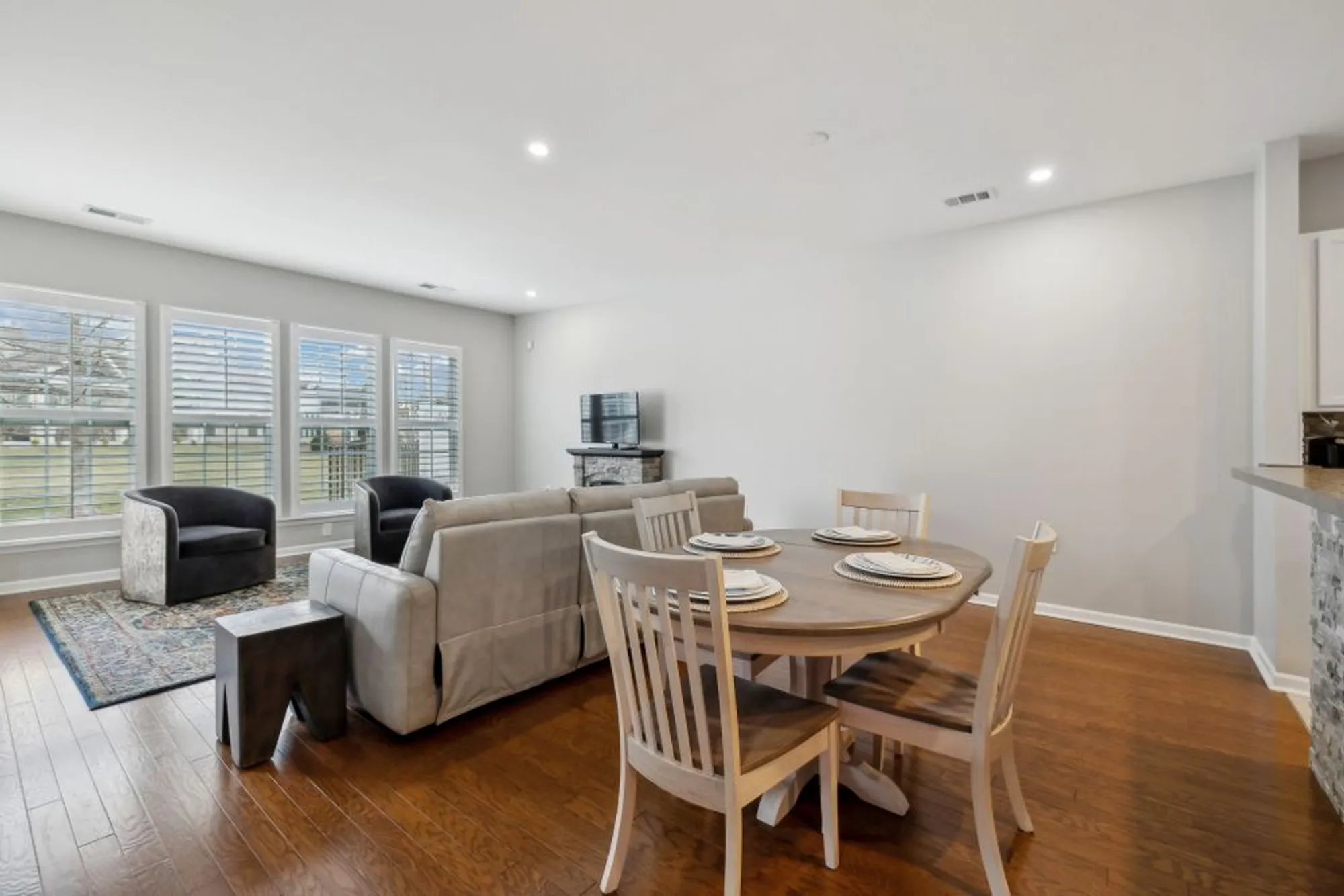 Property Slideshow image 8 of 37 | 157 old towne dr, Mount Juliet, TN, 37122