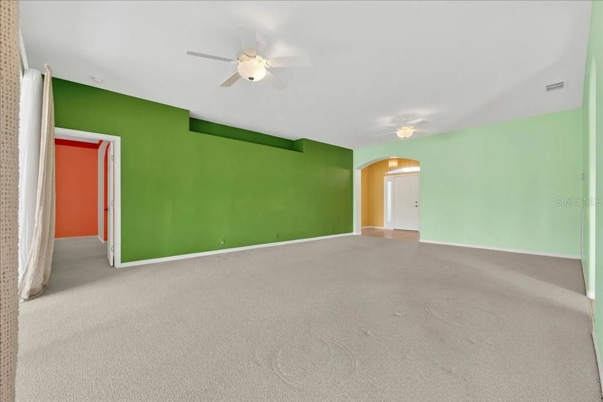 Property Slideshow image 14 of 53 | 4220 windchime ln, Lakeland, FL, 33811