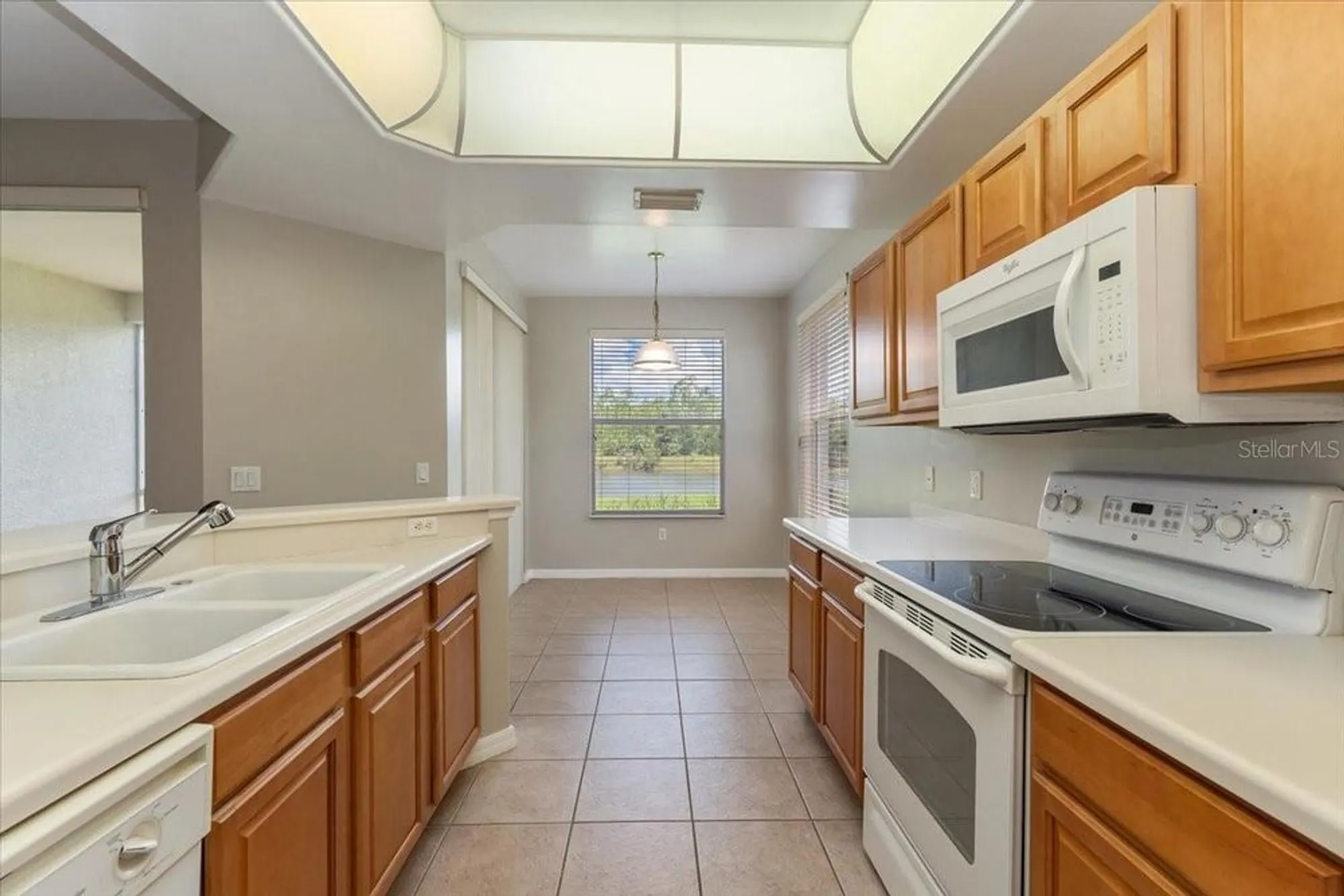 Property Slideshow image 14 of 48 | 11004 mill creek way 1902, Fort Myers, FL, 33913