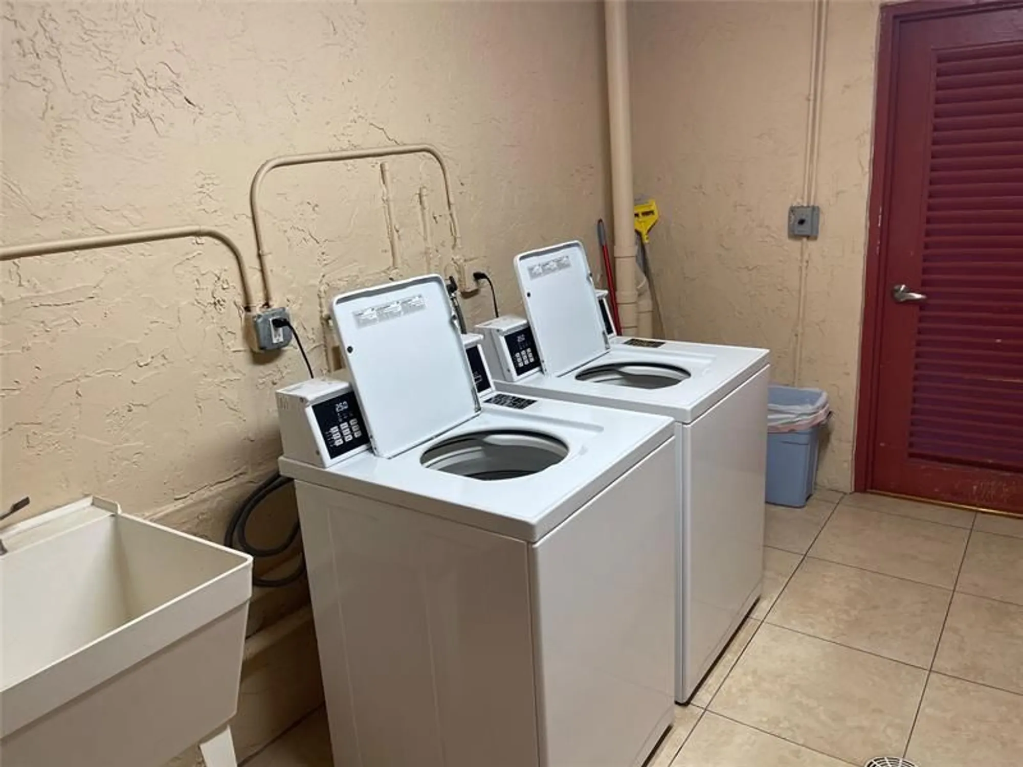 Property Slideshow image 42 of 47 | 1025 country club dr apt 407, Margate, FL, 33063