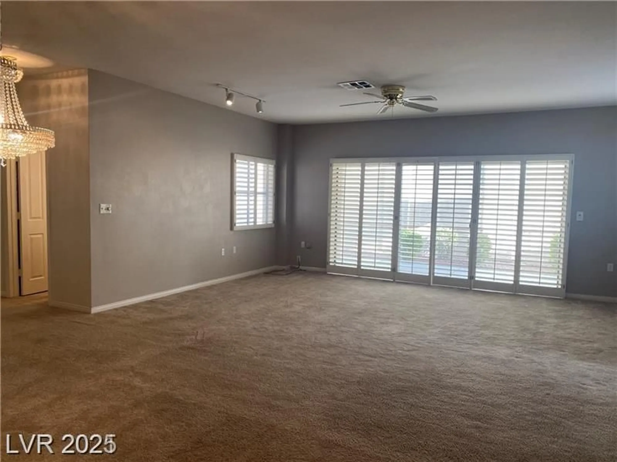 Property Slideshow image 3 of 7 | 332 wild plum ln, Las Vegas, NV, 89107