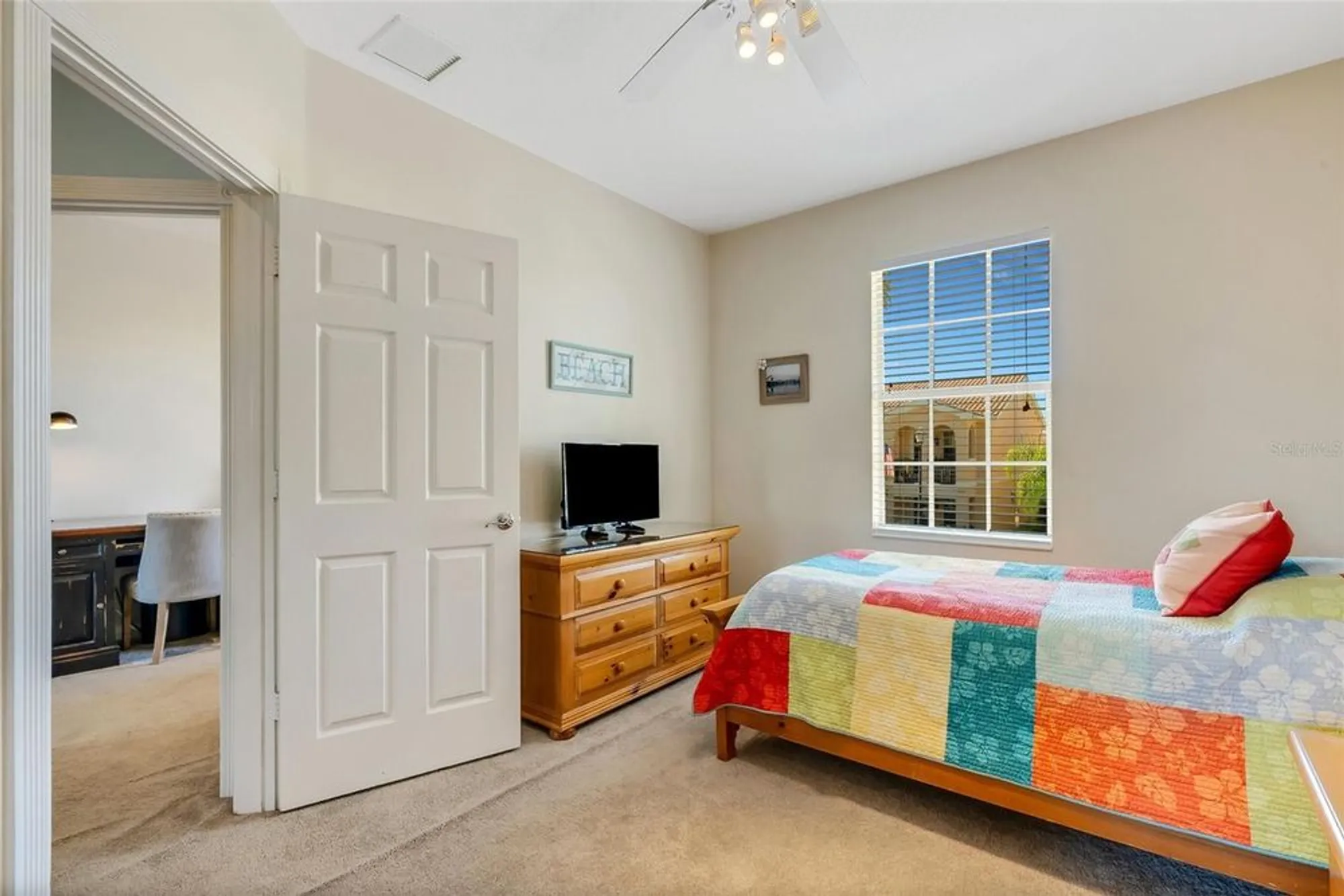 Property Slideshow image 24 of 54 | 7812 bergamo ave, Sarasota, FL, 34238