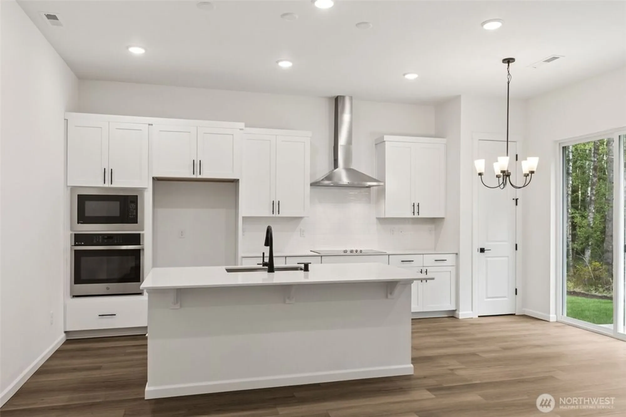 Property Slideshow image 3 of 14 | 71 mccartney peak # 72, Port Ludlow, WA, 98365