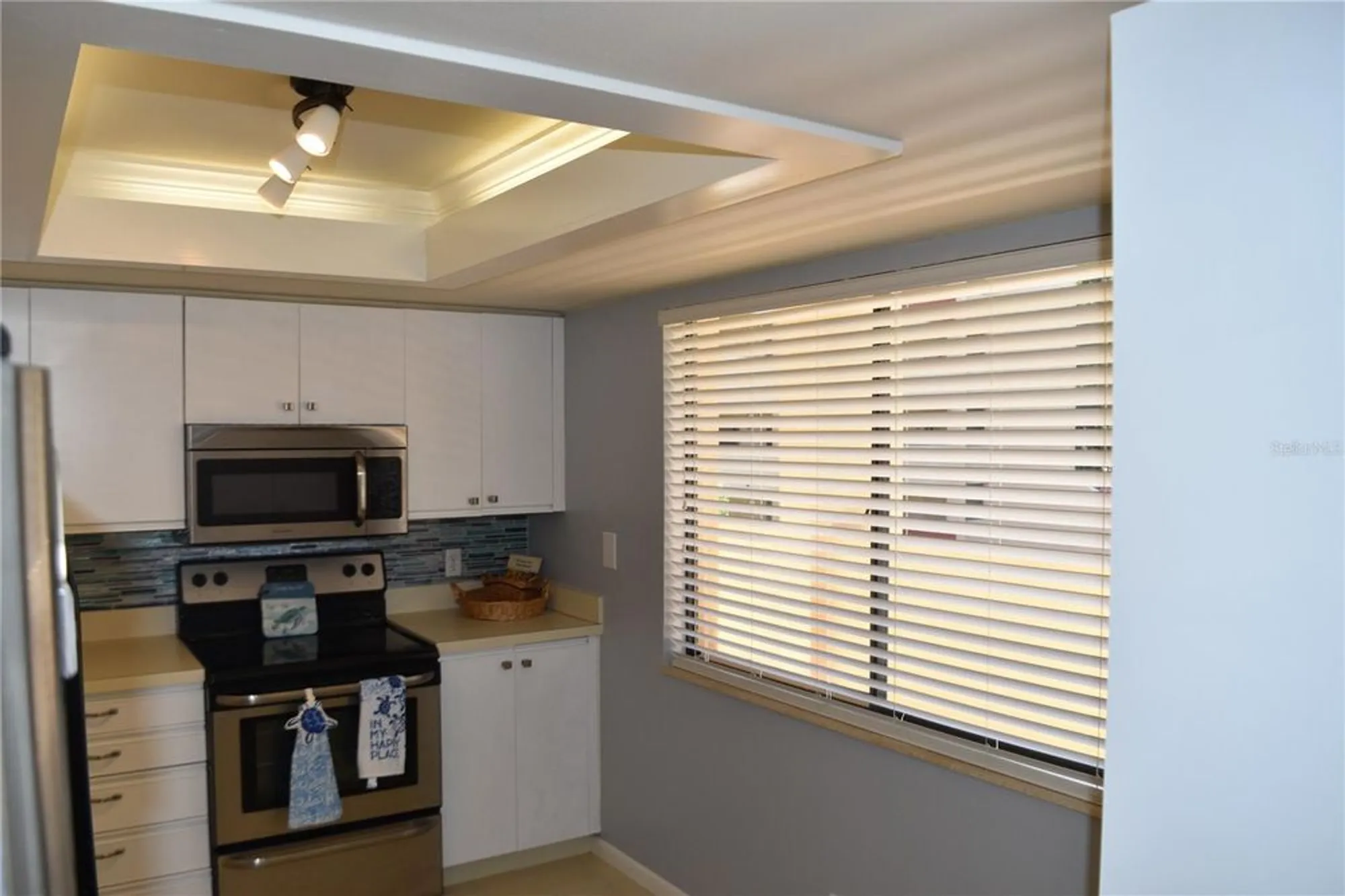 Property Slideshow image 38 of 59 | 3062 eastland blvd # d206, Clearwater, FL, 33761