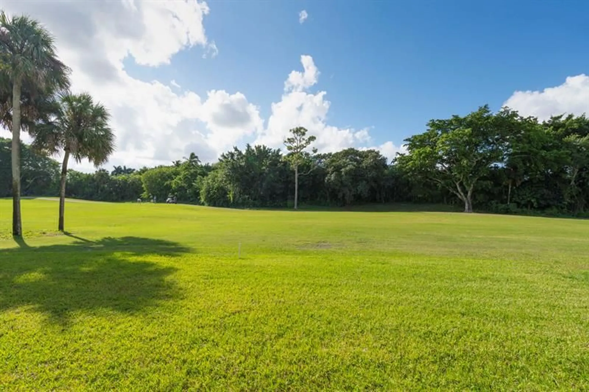 Property Slideshow image 14 of 48 | 8020 eastlake dr # 11a, Boca Raton, FL, 33433