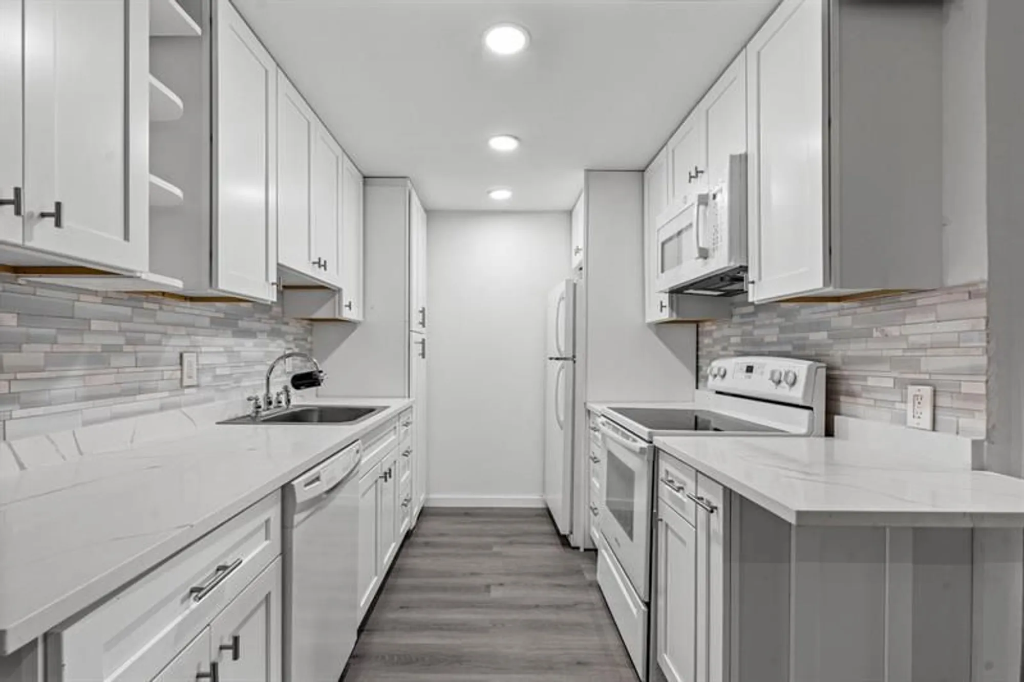 Property Slideshow image 2 of 42 | 1038 cambridge b # 1038, Deerfield Beach, FL, 33442