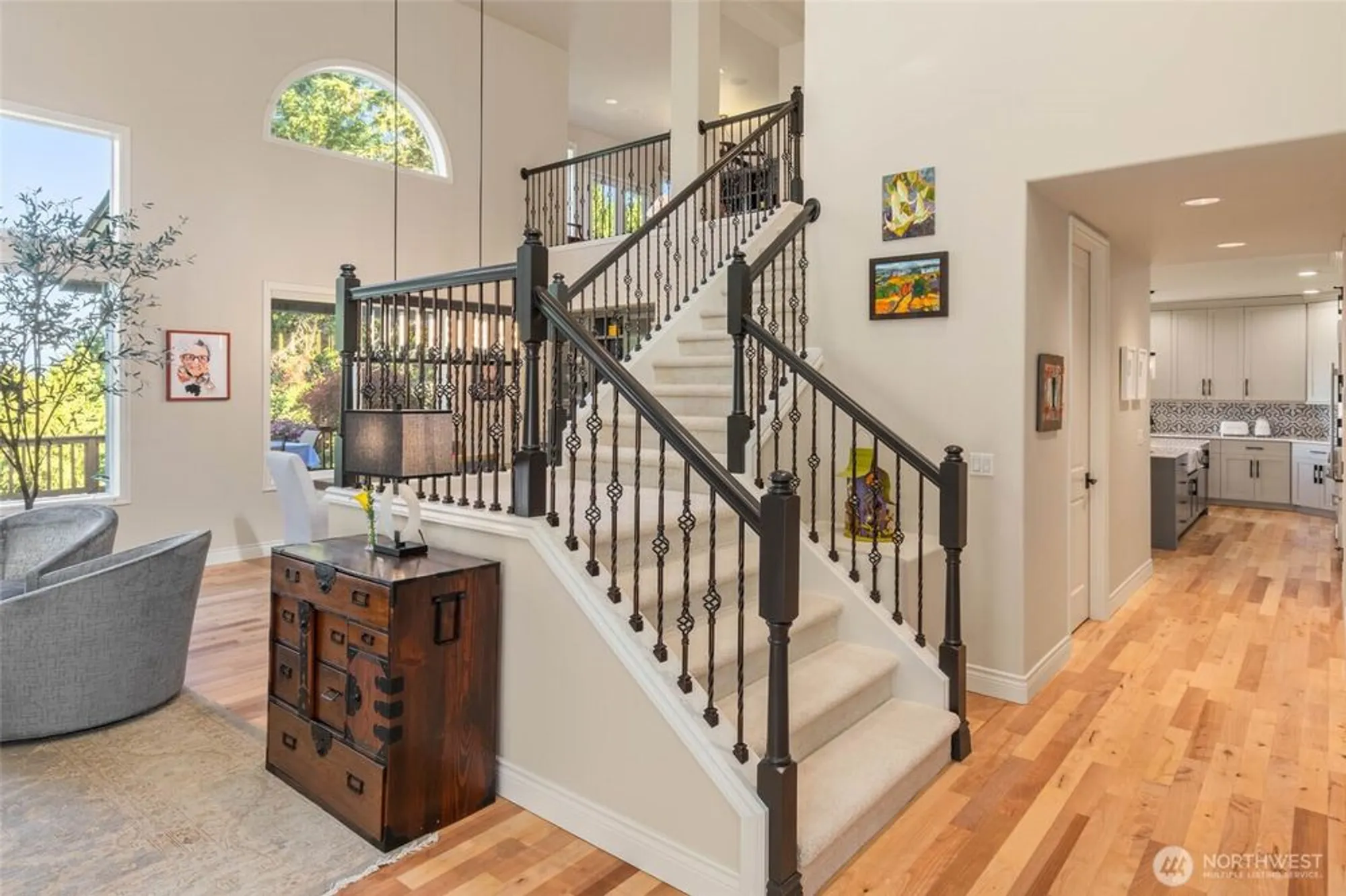 Property Slideshow image 22 of 38 | 12438 243rd pl, Redmond, WA, 98053