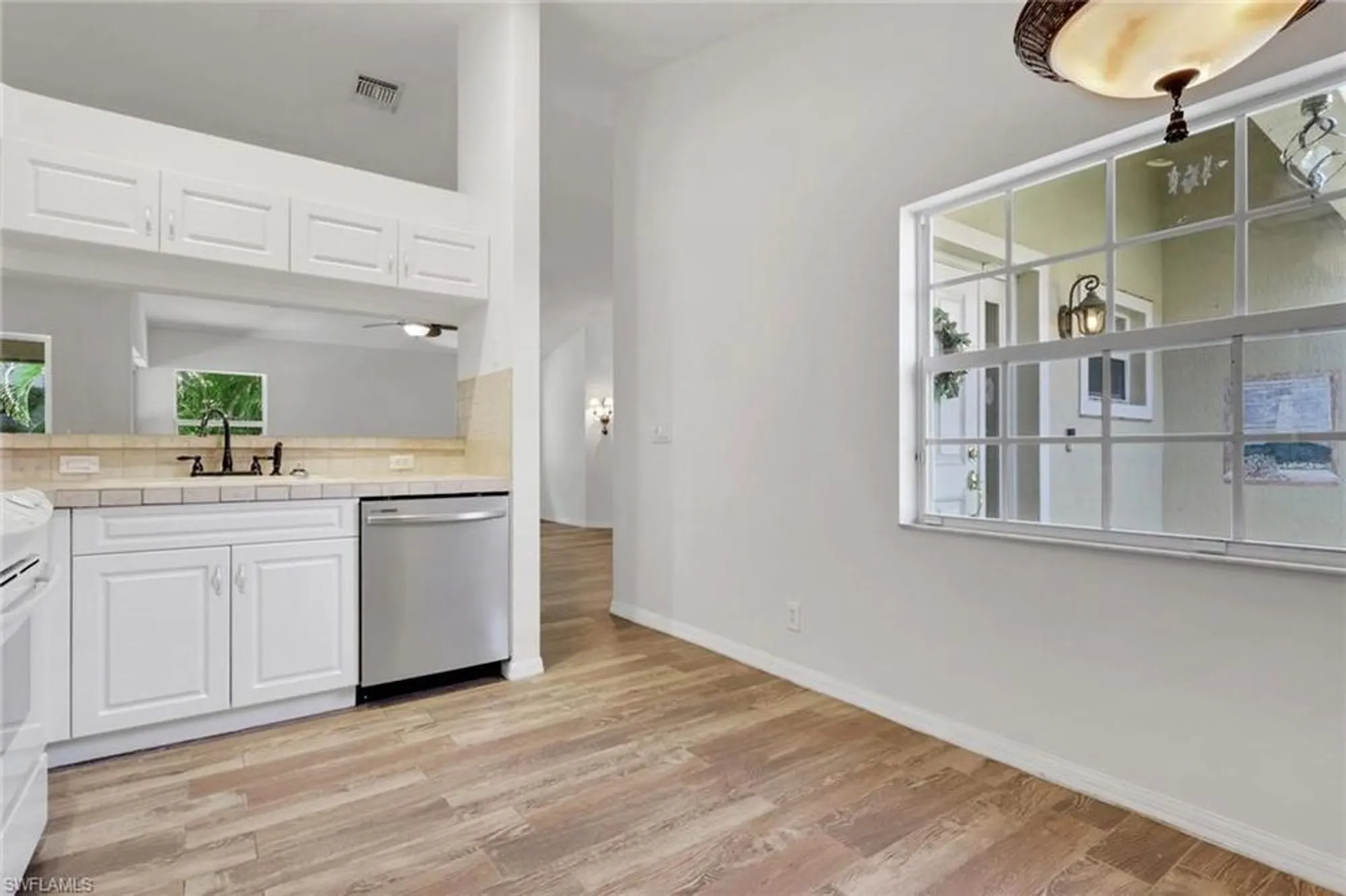Property Slideshow image 11 of 49 | 8896 cascades isle blvd, Estero, FL, 33928