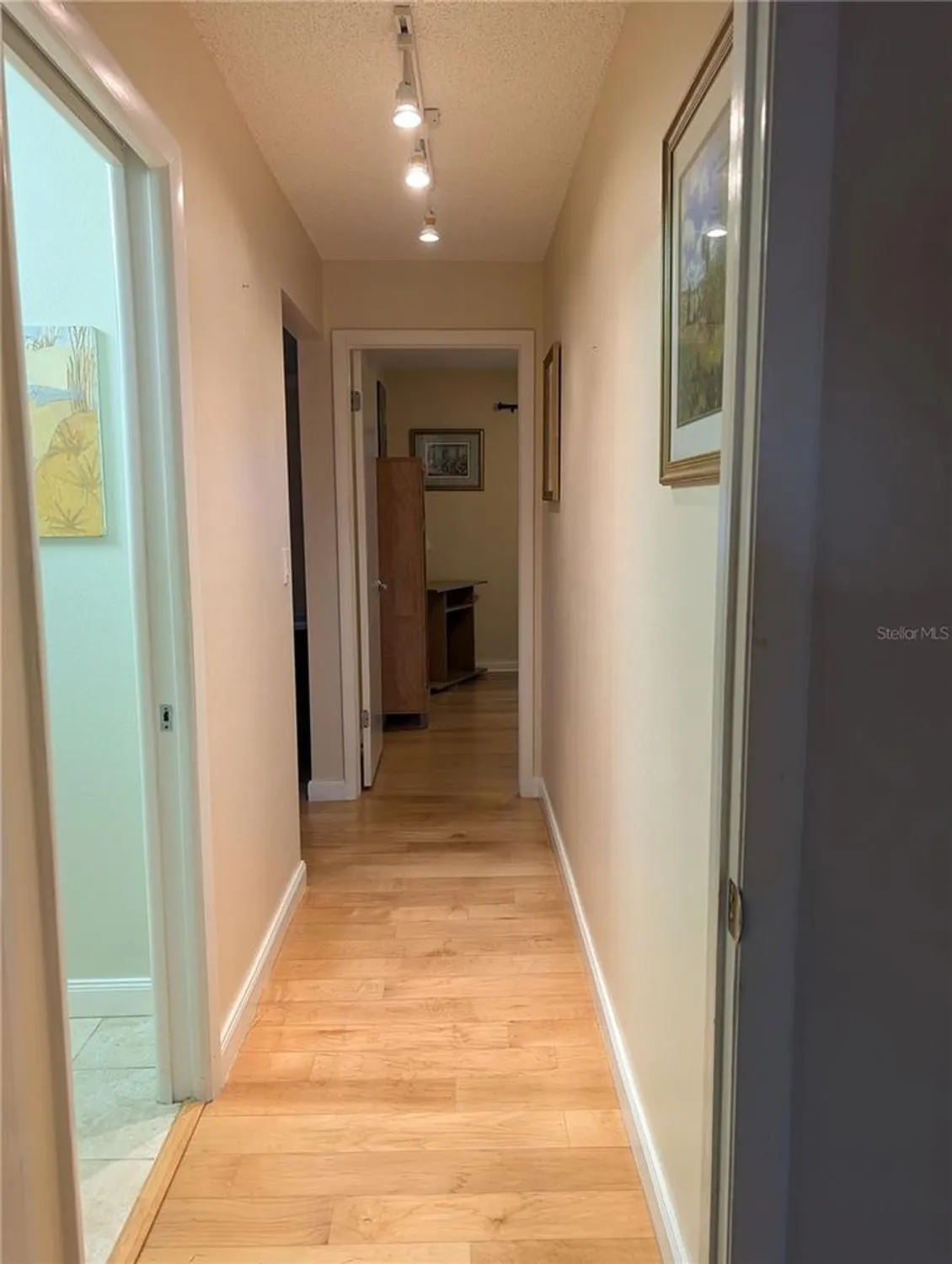 Property Slideshow image 13 of 47 | 9154 42nd ln n # 5, Pinellas Park, FL, 33782