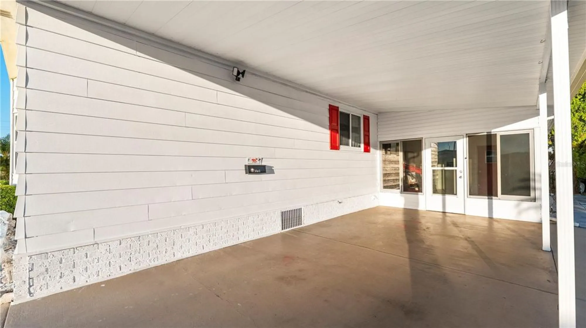 Property Slideshow image 5 of 47 | 5027 forest crest dr, Lakeland, FL, 33810