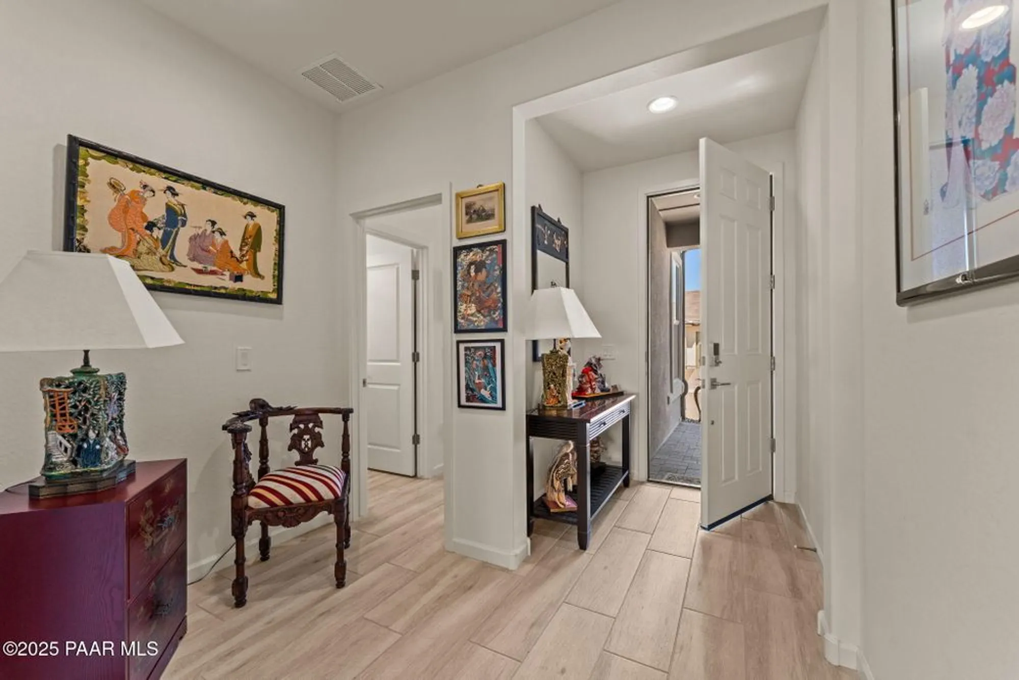 Property Slideshow image 17 of 49 | 4098 prairie schooner rd, Wickenburg, AZ, 85390