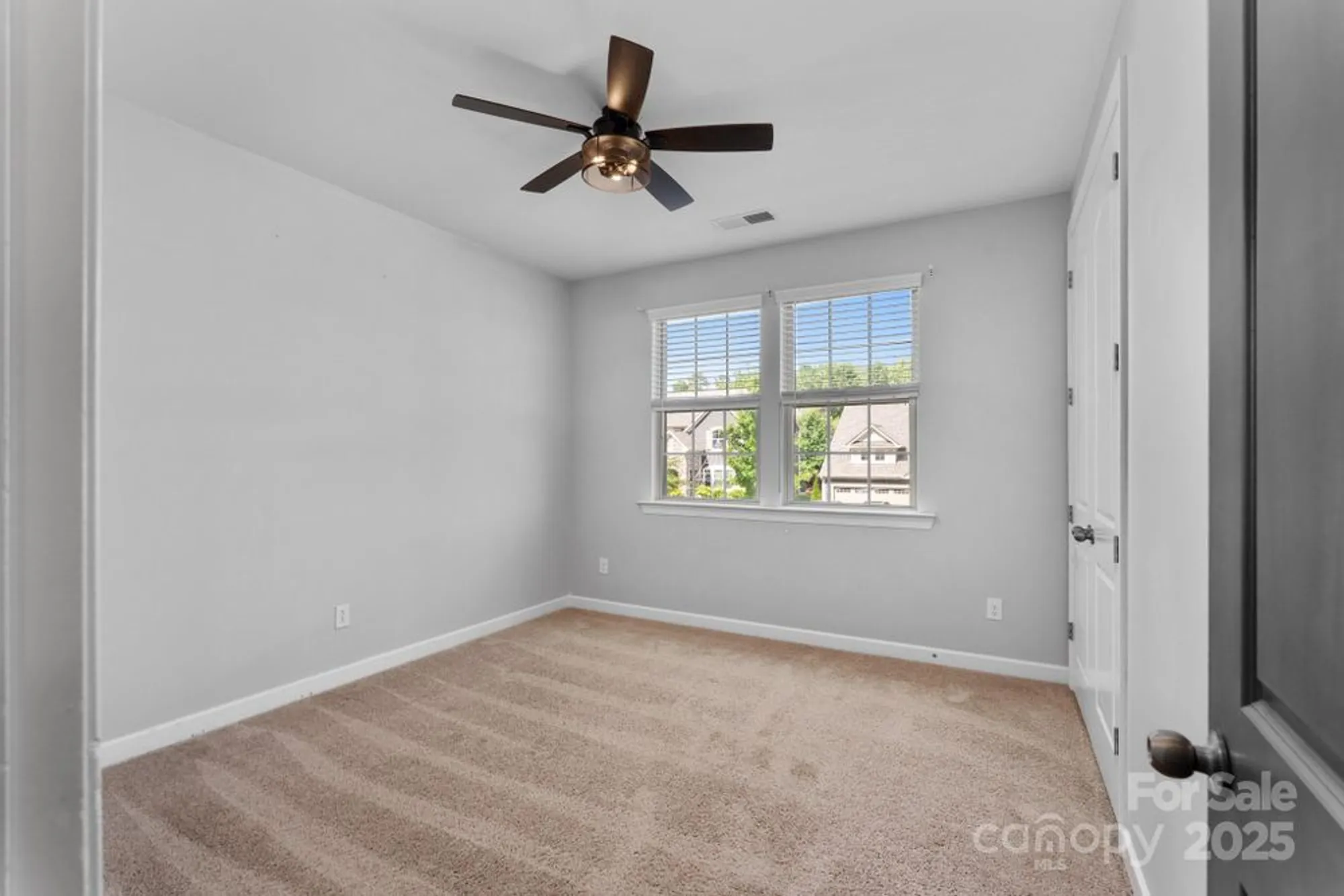 Property Slideshow image 38 of 48 | 4946 norman park pl, Lake Wylie, SC, 29710