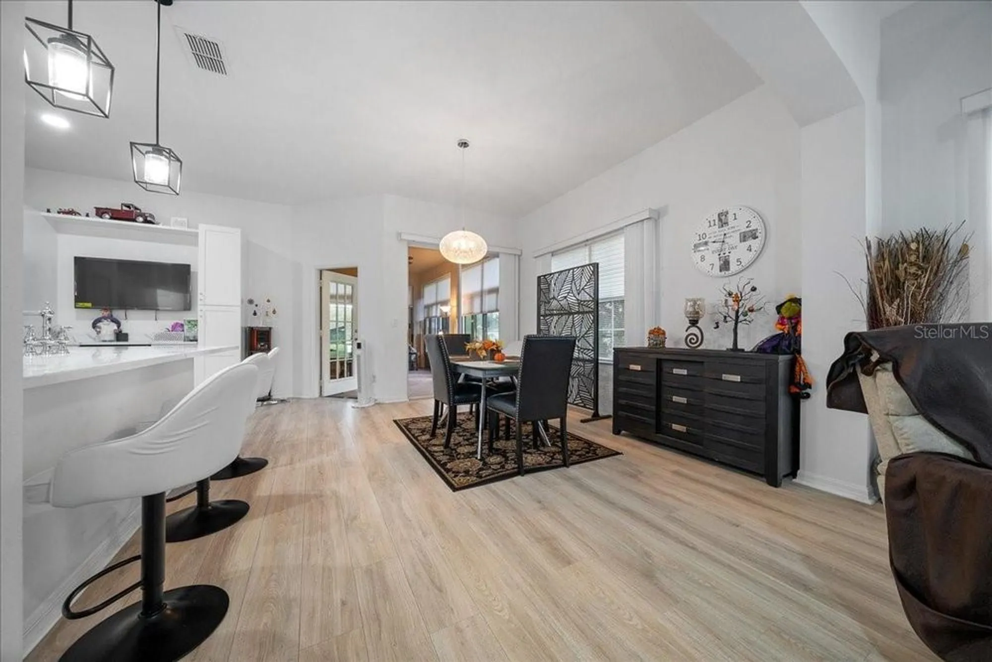 Property Slideshow image 12 of 58 | 25008 cypress pond ct, Leesburg, FL, 34748