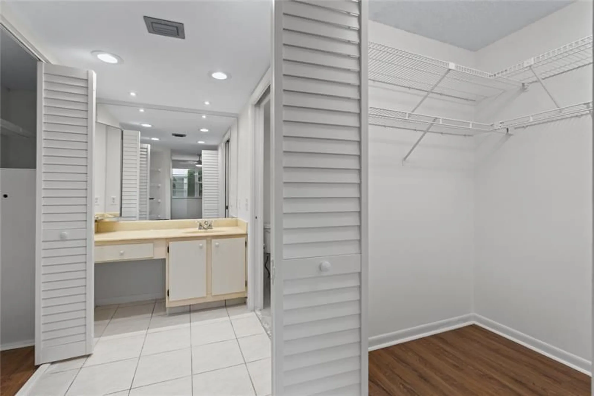 Property Slideshow image 16 of 29 | 1801 eleuthera pt j3, Coconut Creek, FL, 33066