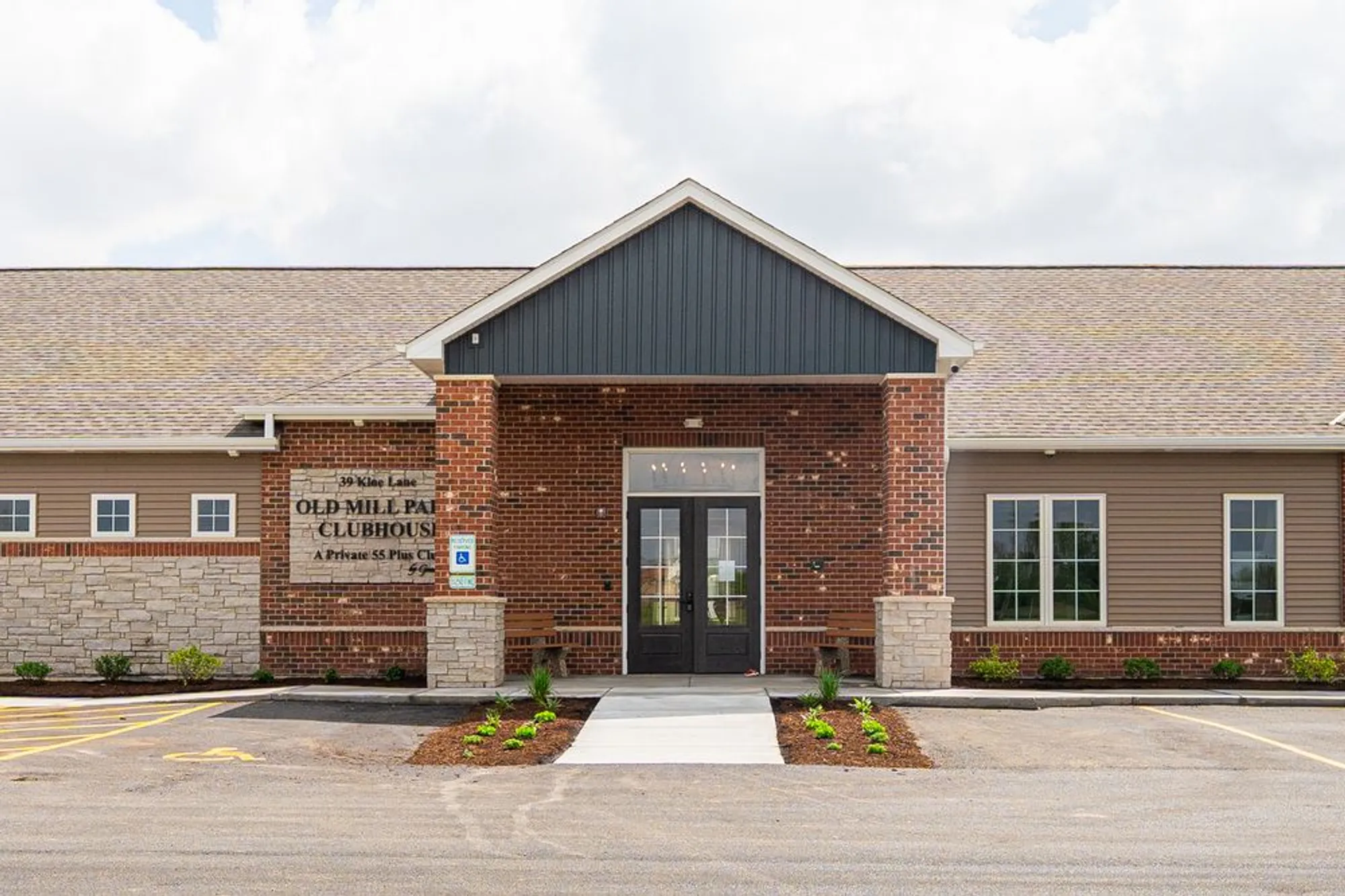 Property Slideshow image 15 of 45 | 64 kloe ln 64, Sycamore, IL, 60178