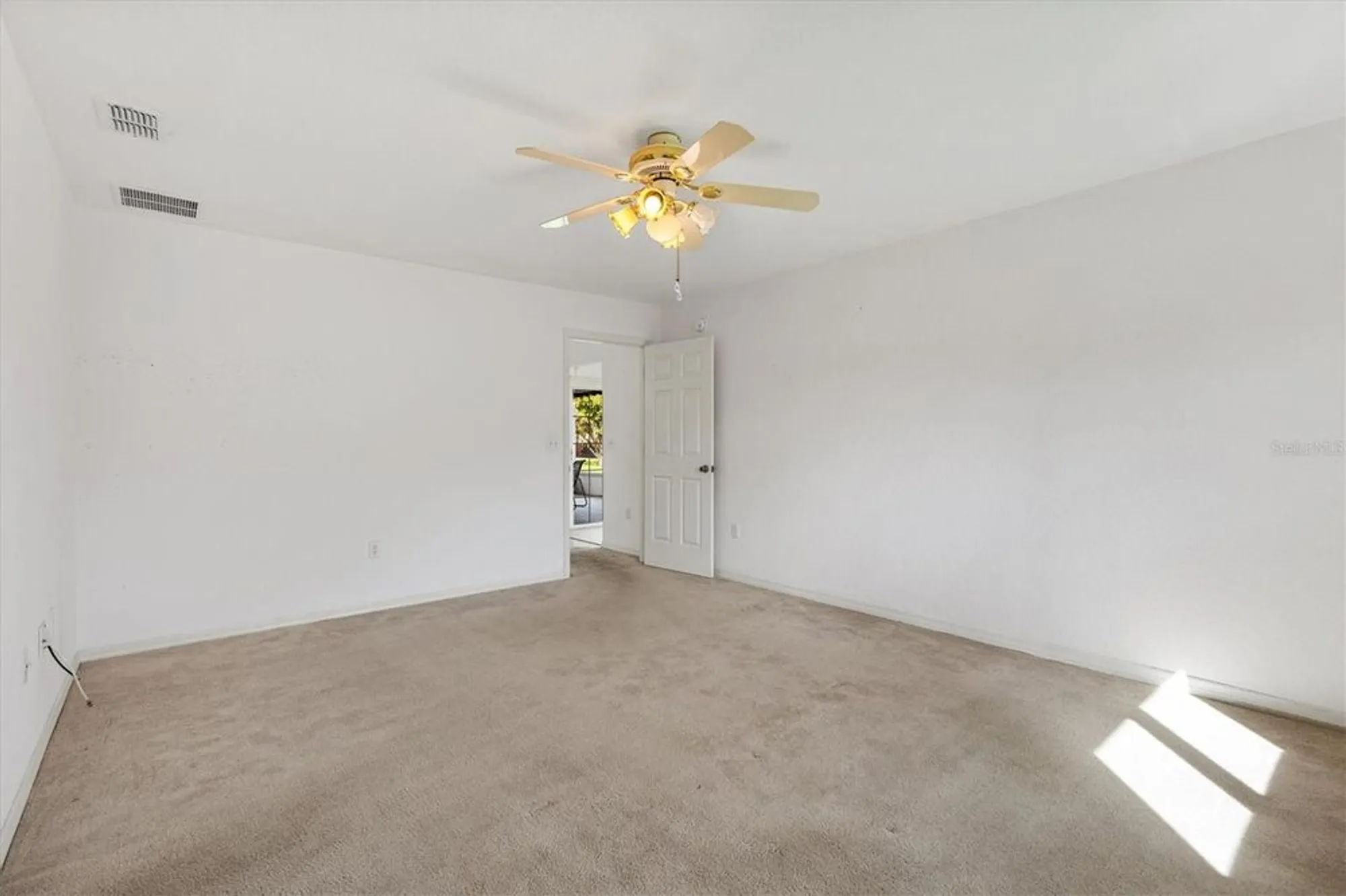 Property Slideshow image 13 of 35 | 13727 se 87th ave, Summerfield, FL, 34491