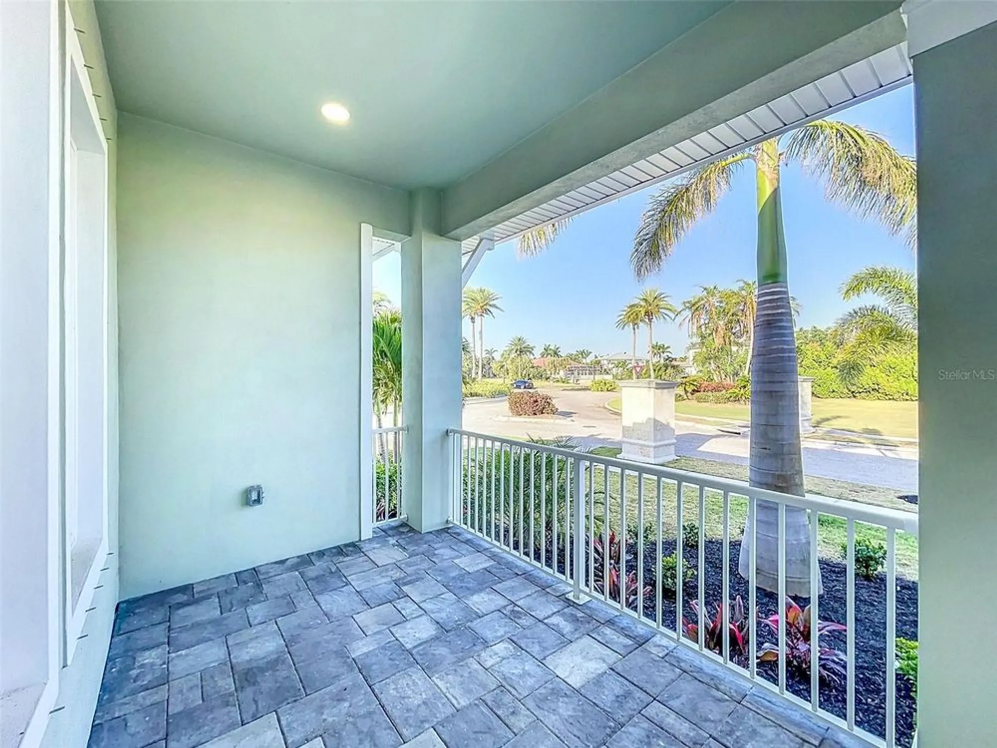 Property Slideshow image 17 of 88 | 5603 tybee island dr, Apollo Beach, FL, 33572