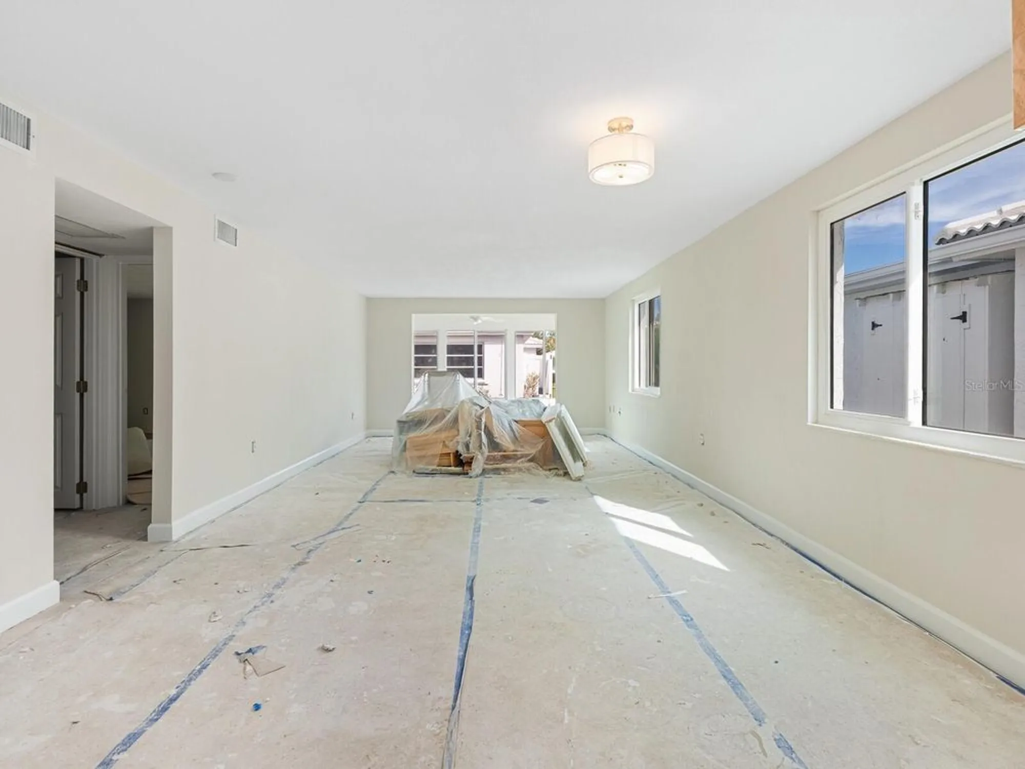 Property Slideshow image 8 of 41 | 667 el centro, Longboat Key, FL, 34228