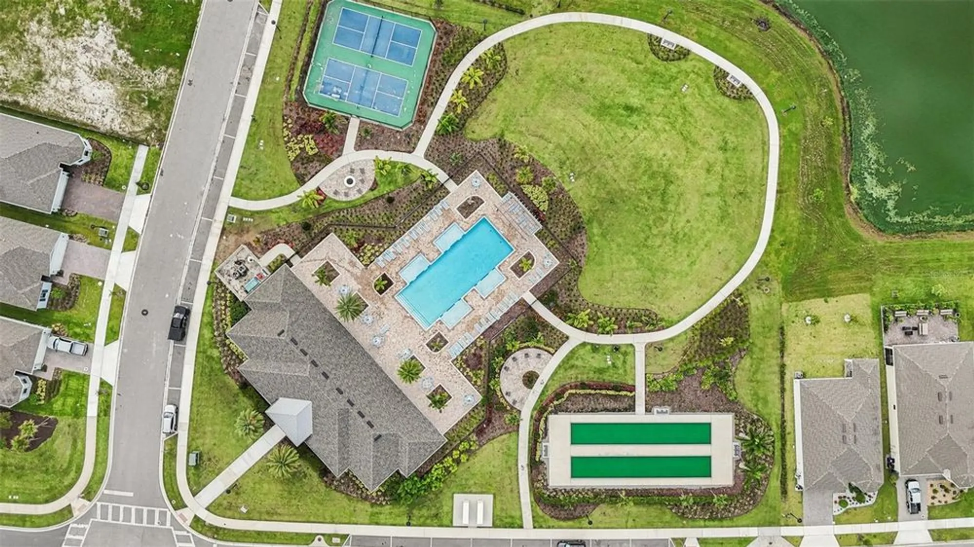 Property Slideshow image 48 of 49 | 2015 spring shower cir, Kissimmee, FL, 34744