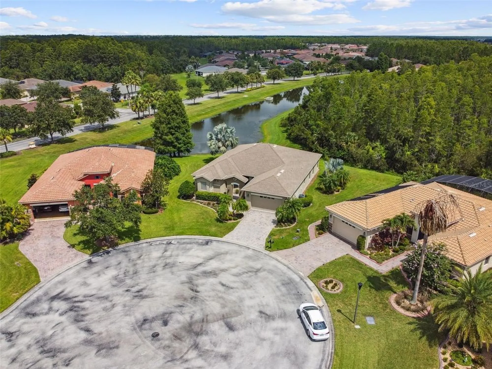 Property Slideshow image 40 of 57 | 313 santa barbara ln, Kissimmee, FL, 34759