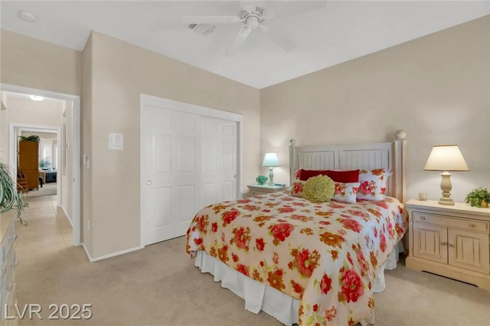 Property Slideshow image 21 of 37 | 1668 sebring hills dr, Henderson, NV, 89052