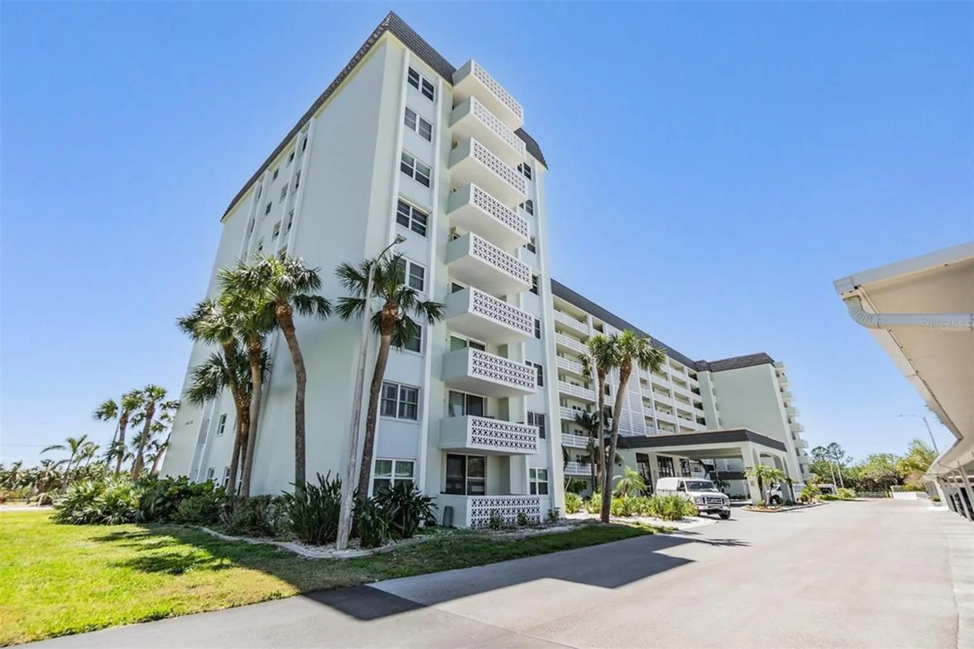 Property Slideshow image 18 of 62 | 9 forbes pl 205, Dunedin, FL, 34698