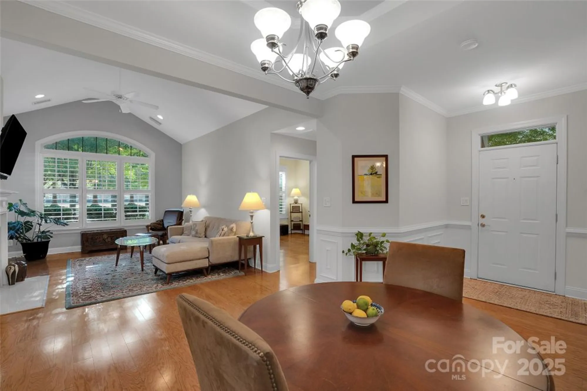 Property Slideshow image 12 of 46 | 2742 circa dr, Matthews, NC, 28105