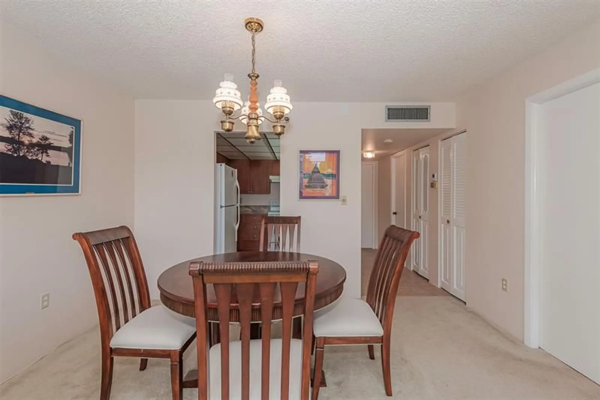 Property Slideshow image 9 of 30 | 1000 saint charles pl 220, Pembroke Pines, FL, 33026