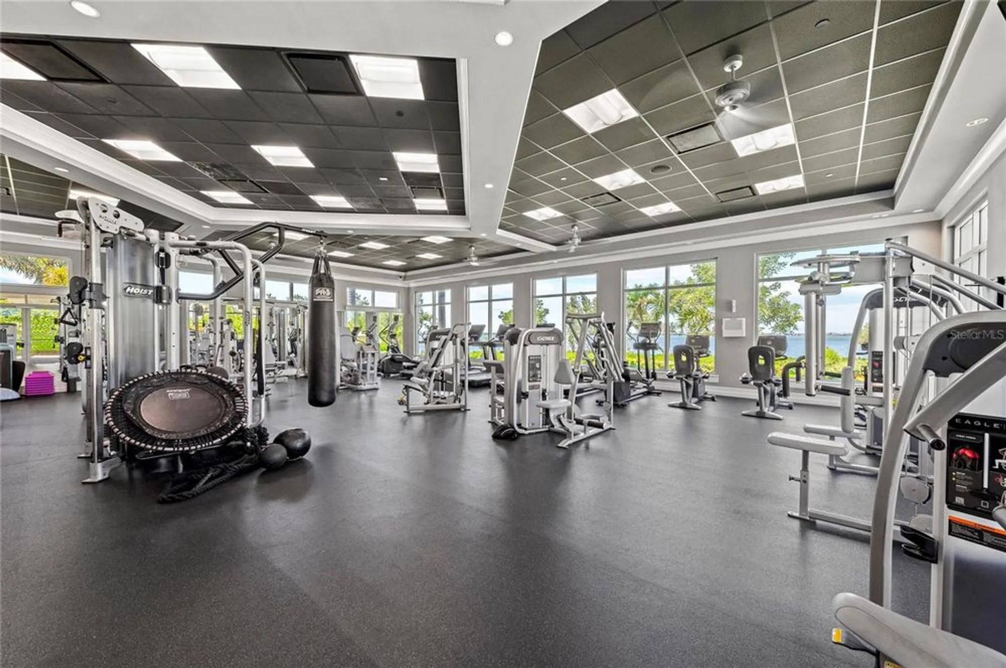 Property Slideshow image 46 of 100 | 391 aruba cir unit 101, Bradenton, FL, 34209