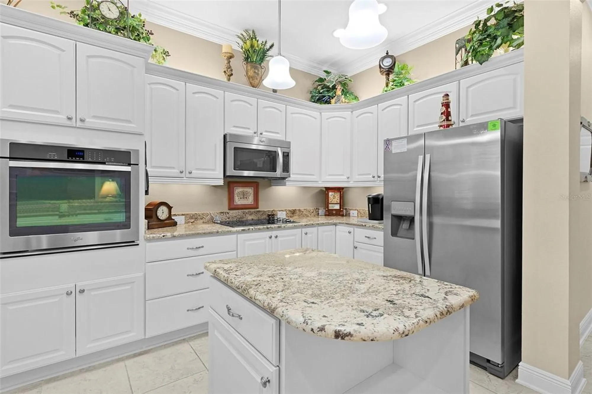 Property Slideshow image 26 of 69 | 2259 isleworth cir, The Villages, FL, 32163