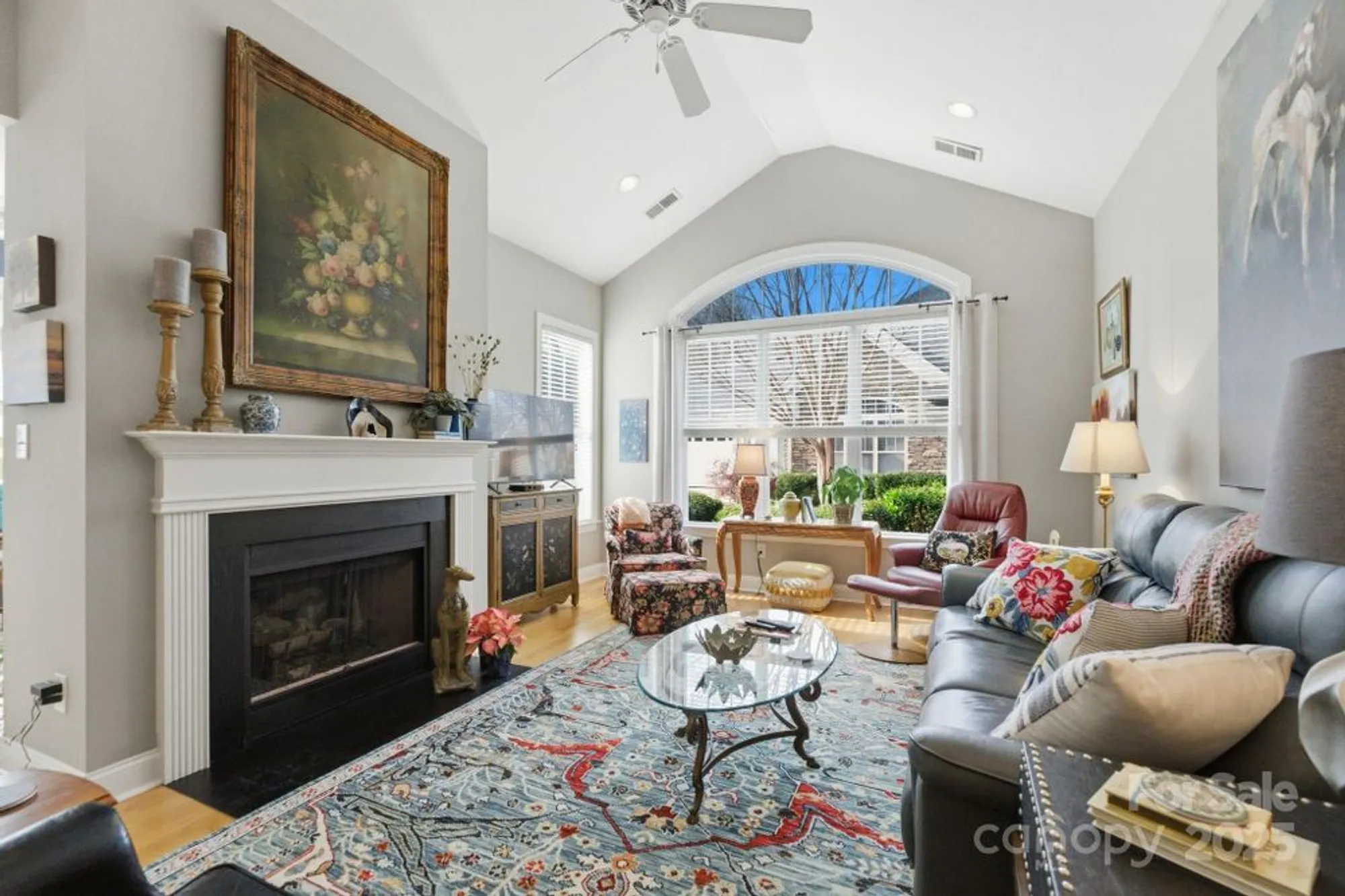 Property Slideshow image 4 of 25 | 10831 casetta dr, Matthews, NC, 28105