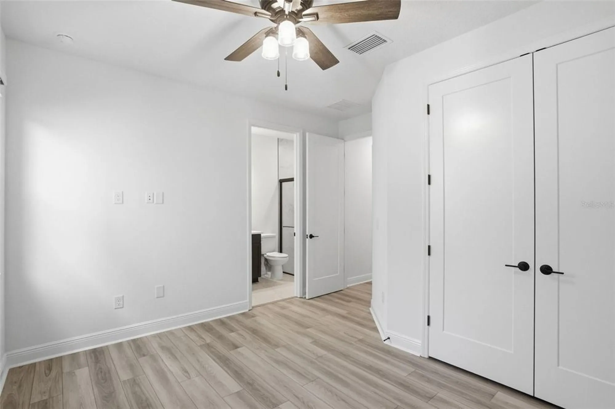 Property Slideshow image 21 of 61 | 17333 savory mist cir, Bradenton, FL, 34211