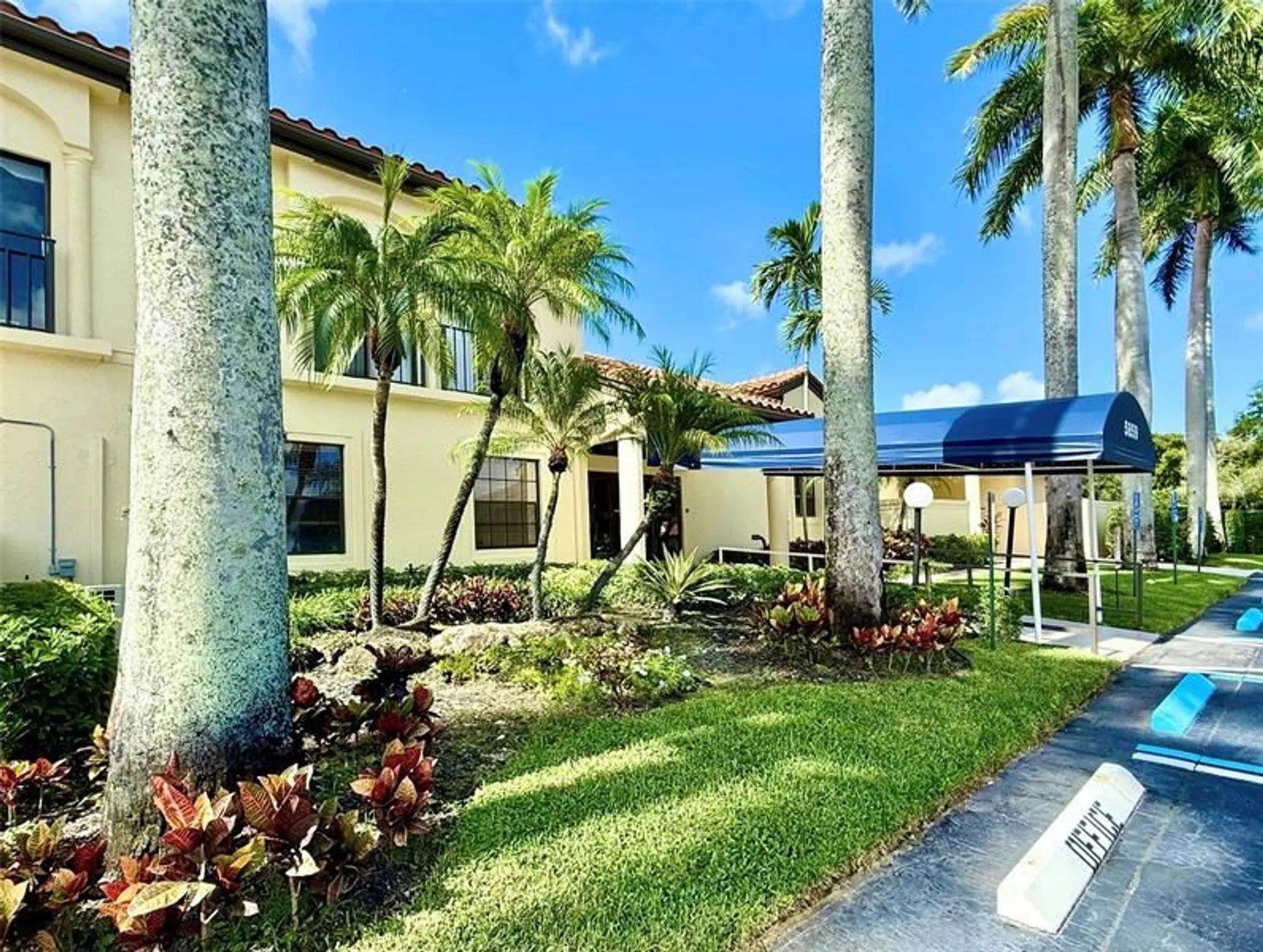 Property Slideshow image 43 of 44 | 5908 sunswept ln b, Boynton Beach, FL, 33437