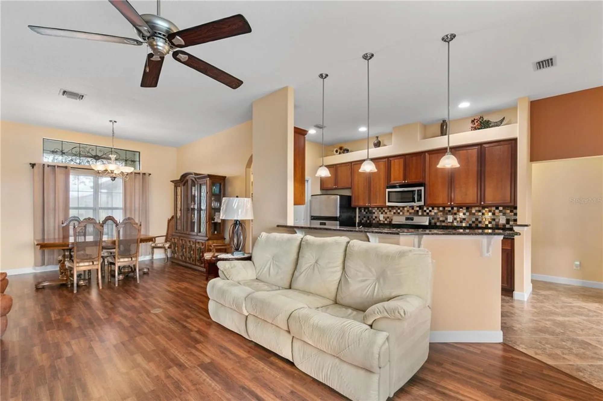 Property Slideshow image 11 of 50 | 8860 bridgeport bay cir, Mount Dora, FL, 32757