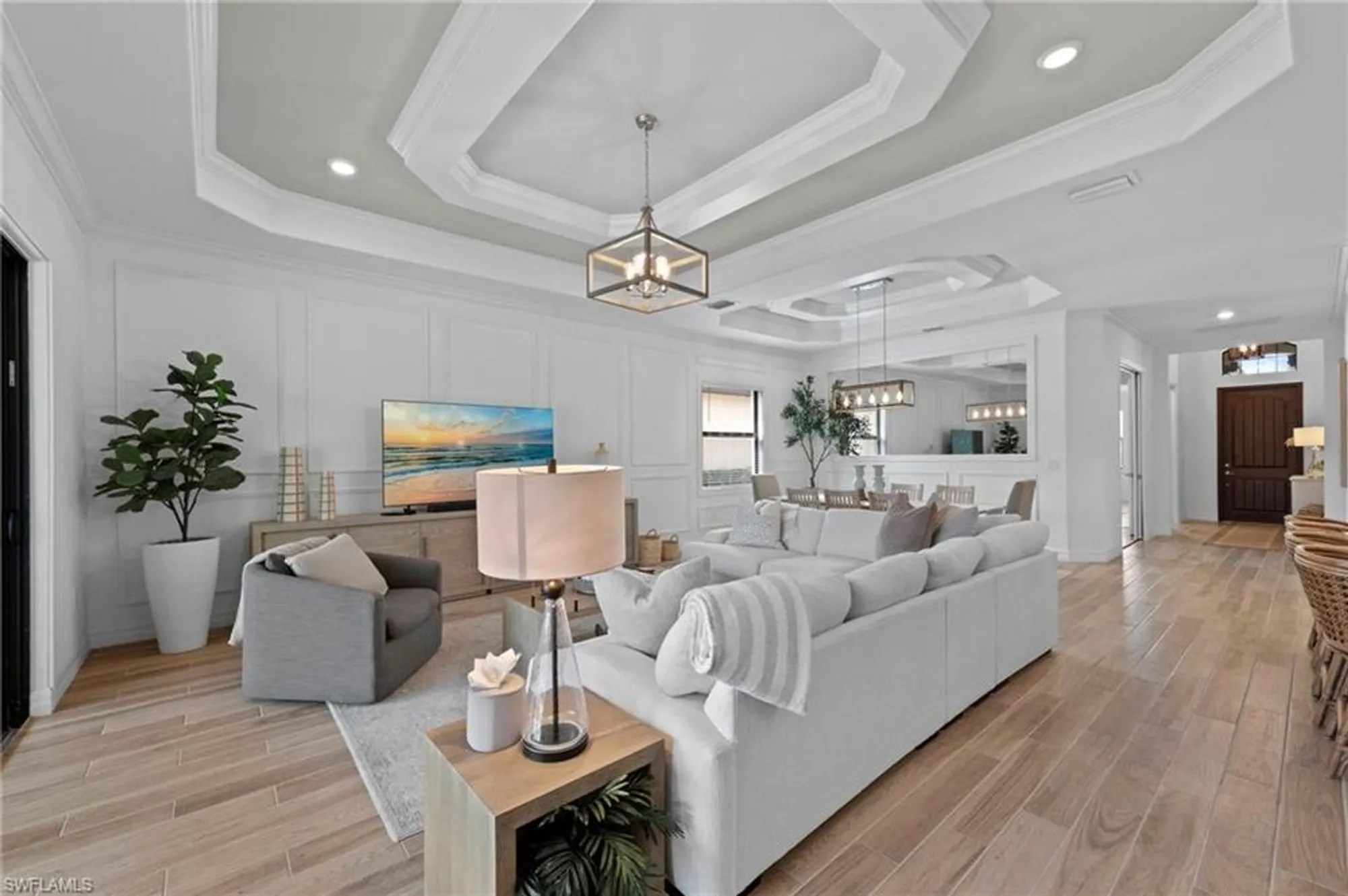 Property Slideshow image 9 of 49 | 28009 foxrock ct, Bonita Springs, FL, 34135