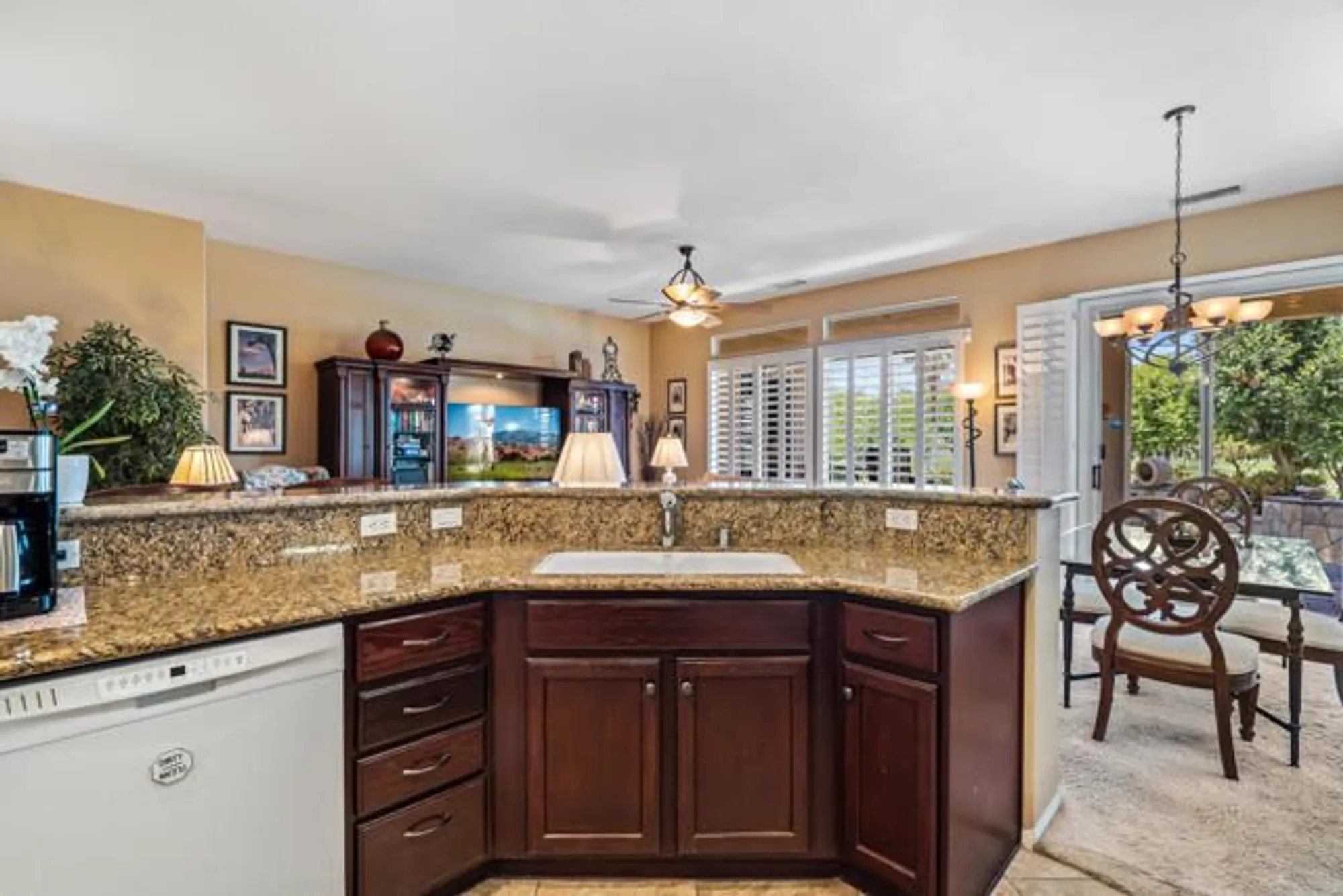 Property Slideshow image 22 of 60 | 43318 n heritage palms dr, Indio, CA, 92201