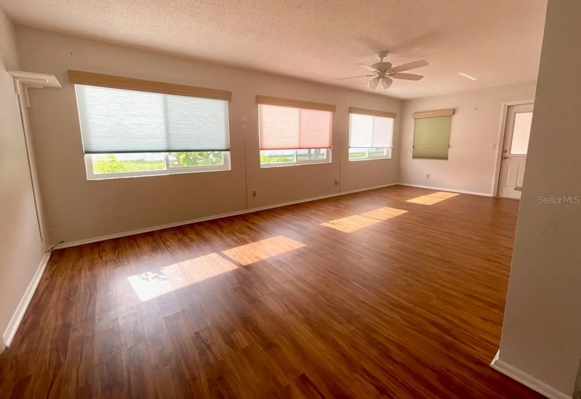 Property Slideshow image 14 of 43 | 9843 34th way n # 4, Pinellas Park, FL, 33782