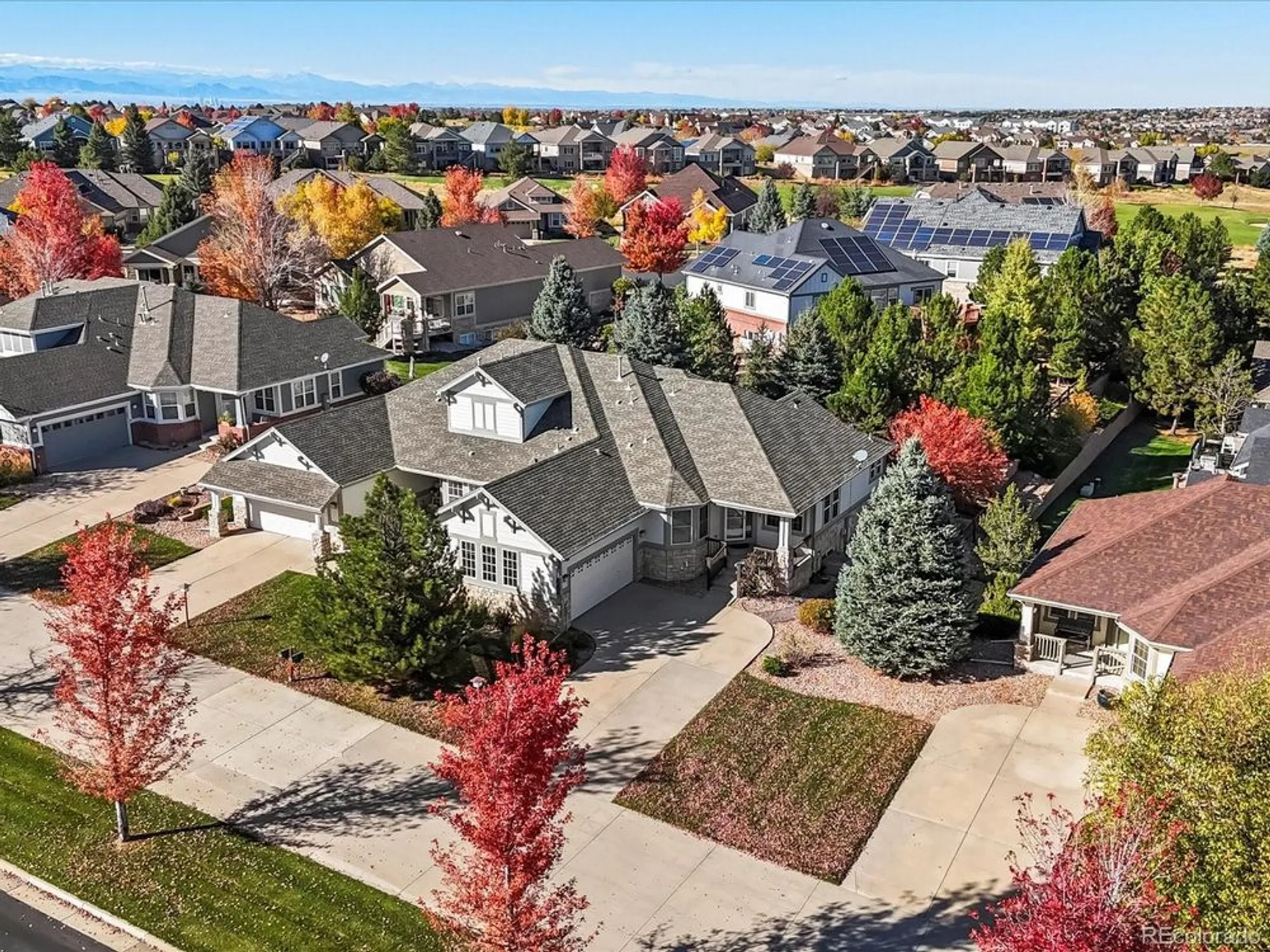 Property Slideshow image 3 of 32 | 22383 e heritage pkwy, Aurora, CO, 80016