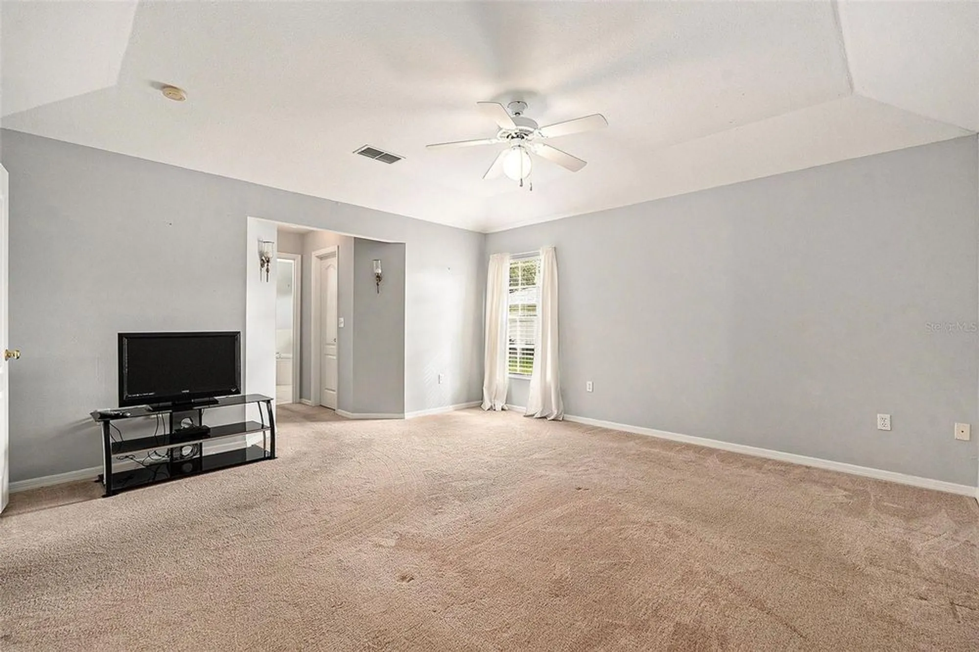 Property Slideshow image 15 of 39 | 29418 schinnecock hills ln, San Antonio, FL, 33576